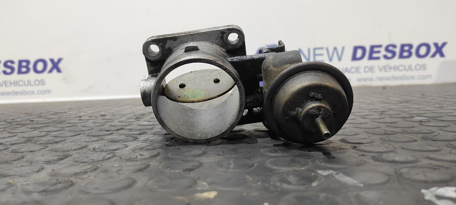 Recambio de CAJA MARIPOSA para NISSAN PICK-UP (D22) TD25TI referencia OEM IAM RD8605 4