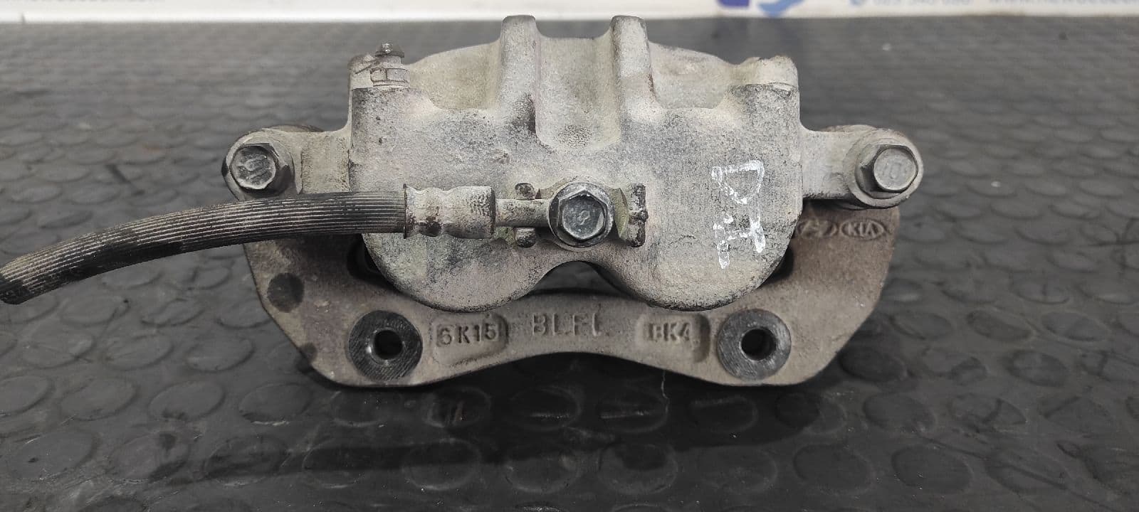 Recambio de PINZA DE FRENO DELANTERA IZQUIERDA para KIA SORENTO D4CB referencia OEM IAM 6J13   - BLANCO 6