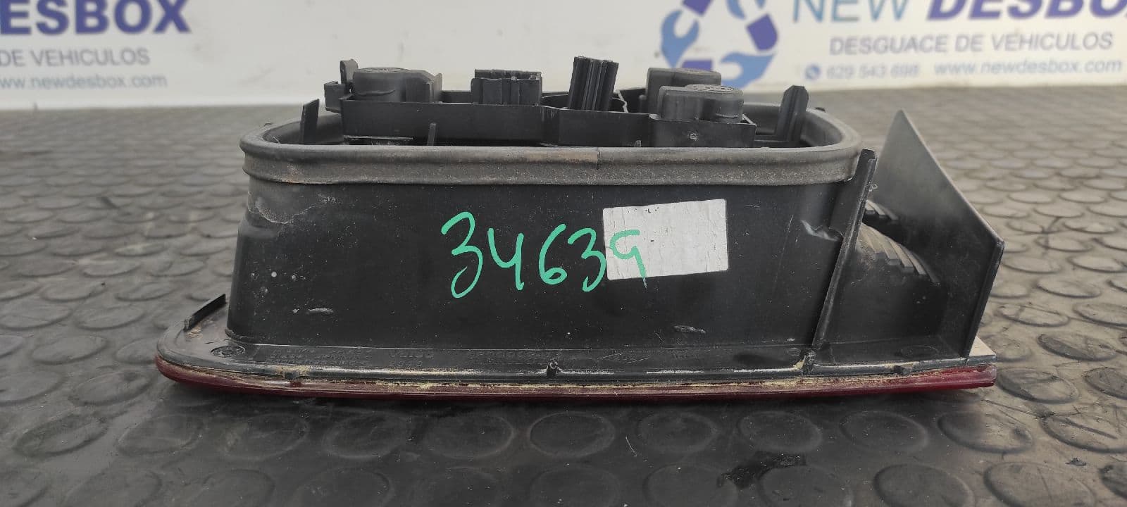 Recambio de PILOTO PORTON IZQUIERDO para RENAULT LAGUNA II (BG0) 1.9 dCi Diesel F9Q750 referencia OEM IAM 8200002475   - PLATA 5