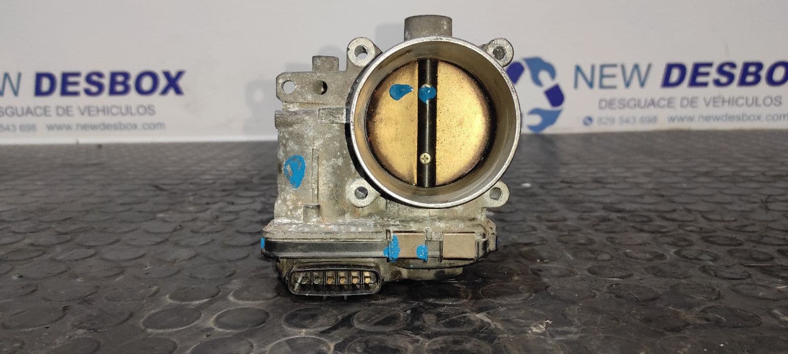 Recambio de CAJA MARIPOSA para VOLVO S60 BERLINA 2.4 20V Turbo CAT B5244S2 referencia OEM IAM 8677796   - BLANCO