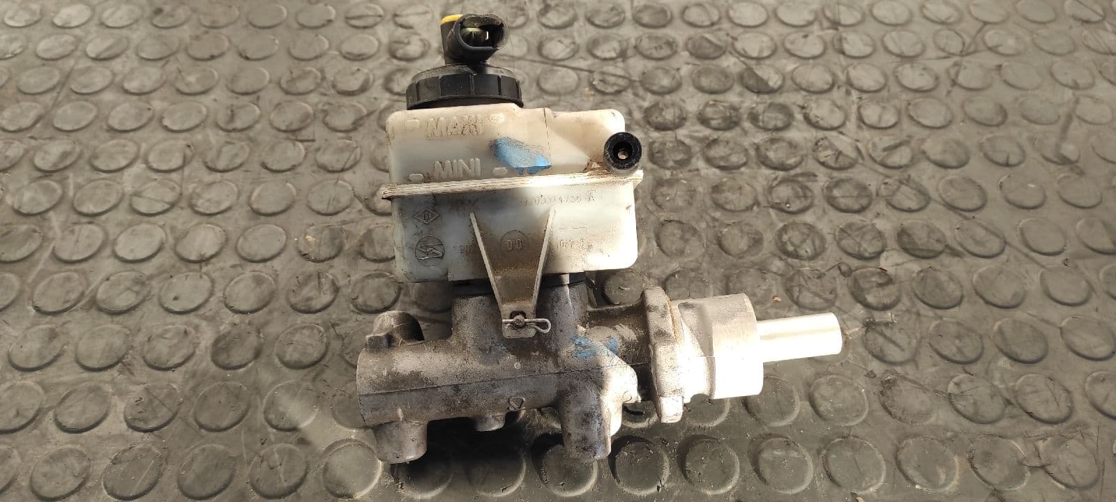 Recambio de BOMBA FRENO para OPEL MOVANO 2.5 Diesel (S8U-772 / L93) S8UW7 referencia OEM IAM 7700314756 3