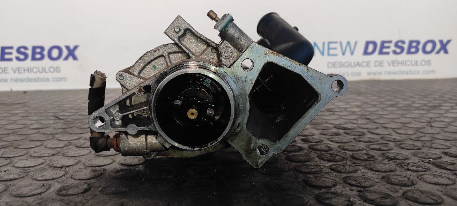 Recambio de DEPRESOR FRENO / BOMBA VACIO para PEUGEOT BOXER CAJA ABIERTA (BAT. 4035)(333/335)(2007 =>) HDi (335) 4HU referencia OEM IAM XS7Q2A451BJ   - BLANCO 3