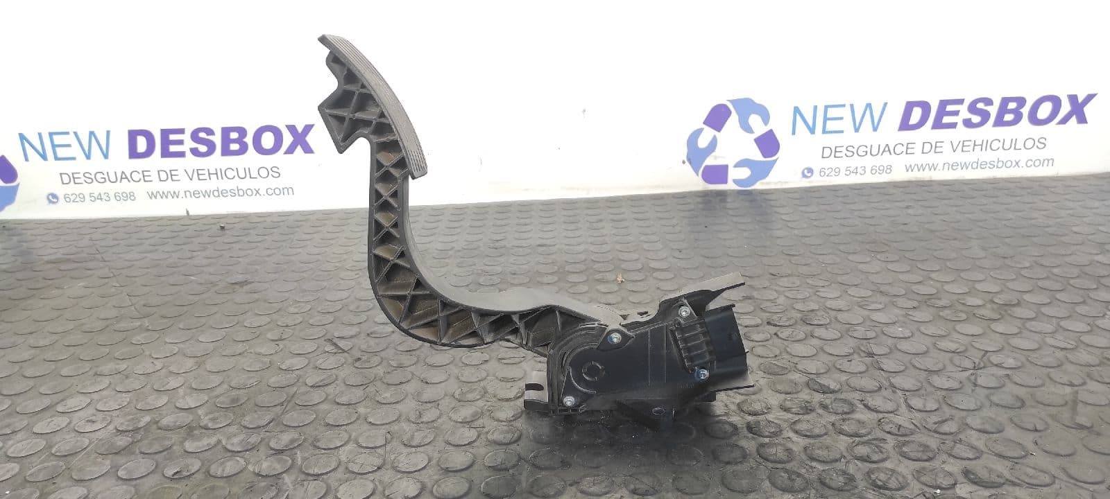 Recambio de POTENCIOMETRO PEDAL para PEUGEOT BOXER CAJA ABIERTA (BAT. 4035)(333/335)(2007 =>) HDi (335) 4HU referencia OEM IAM 1349820080   - BLANCO 3