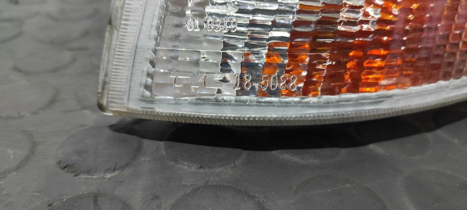 Recambio de PILOTO DELANTERO IZQUIERDO para FORD ESCORT BERL./TURNIER * J6A referencia OEM IAM 185088   - BLANCO 3