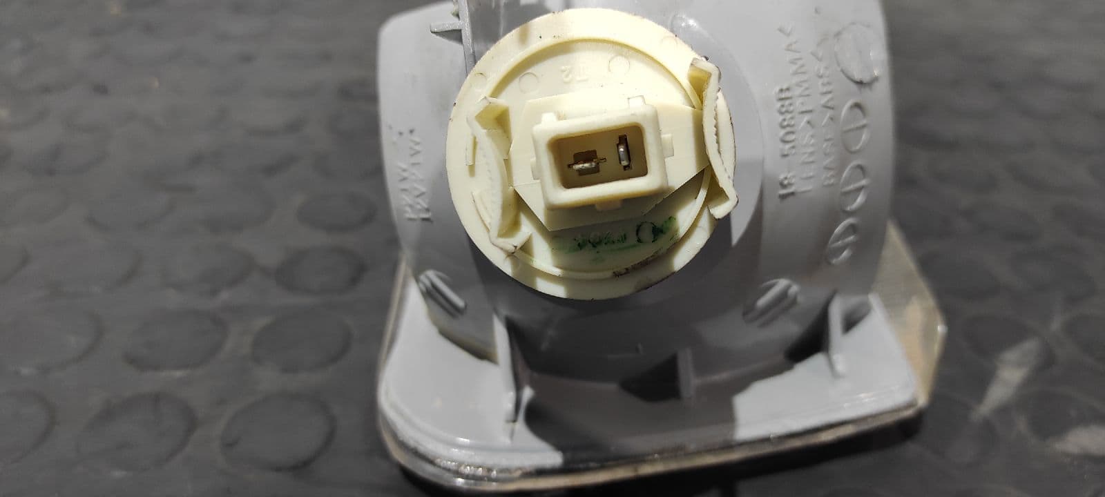 Recambio de PILOTO DELANTERO IZQUIERDO para FORD ESCORT BERL./TURNIER * J6A referencia OEM IAM 185088   - BLANCO 2