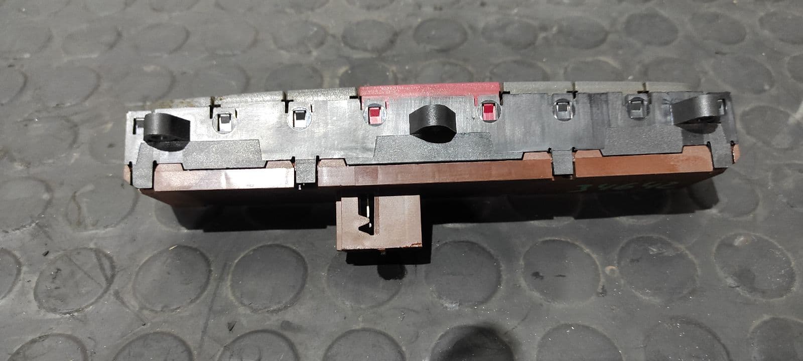 Recambio de WARNING para PEUGEOT BOXER CAJA ABIERTA (BAT. 4035)(333/335)(2007 =>) HDi (335) 4HU referencia OEM IAM B569   - BLANCO 4