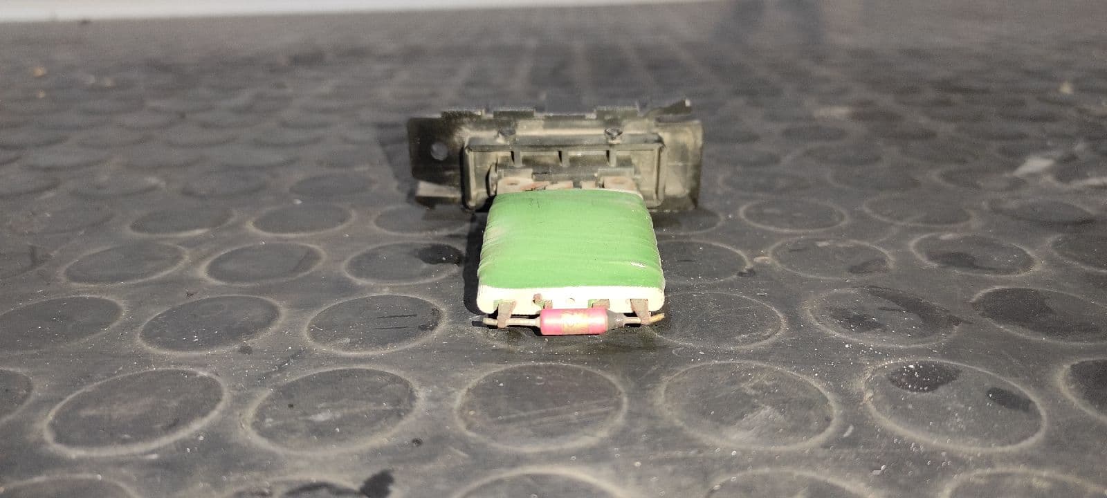 Recambio de RESISTENCIA CALEFACCION para PEUGEOT BOXER CAJA ABIERTA (BAT. 4035)(333/335)(2007 =>) HDi (335) 4HU referencia OEM IAM A51002300   - BLANCO 2