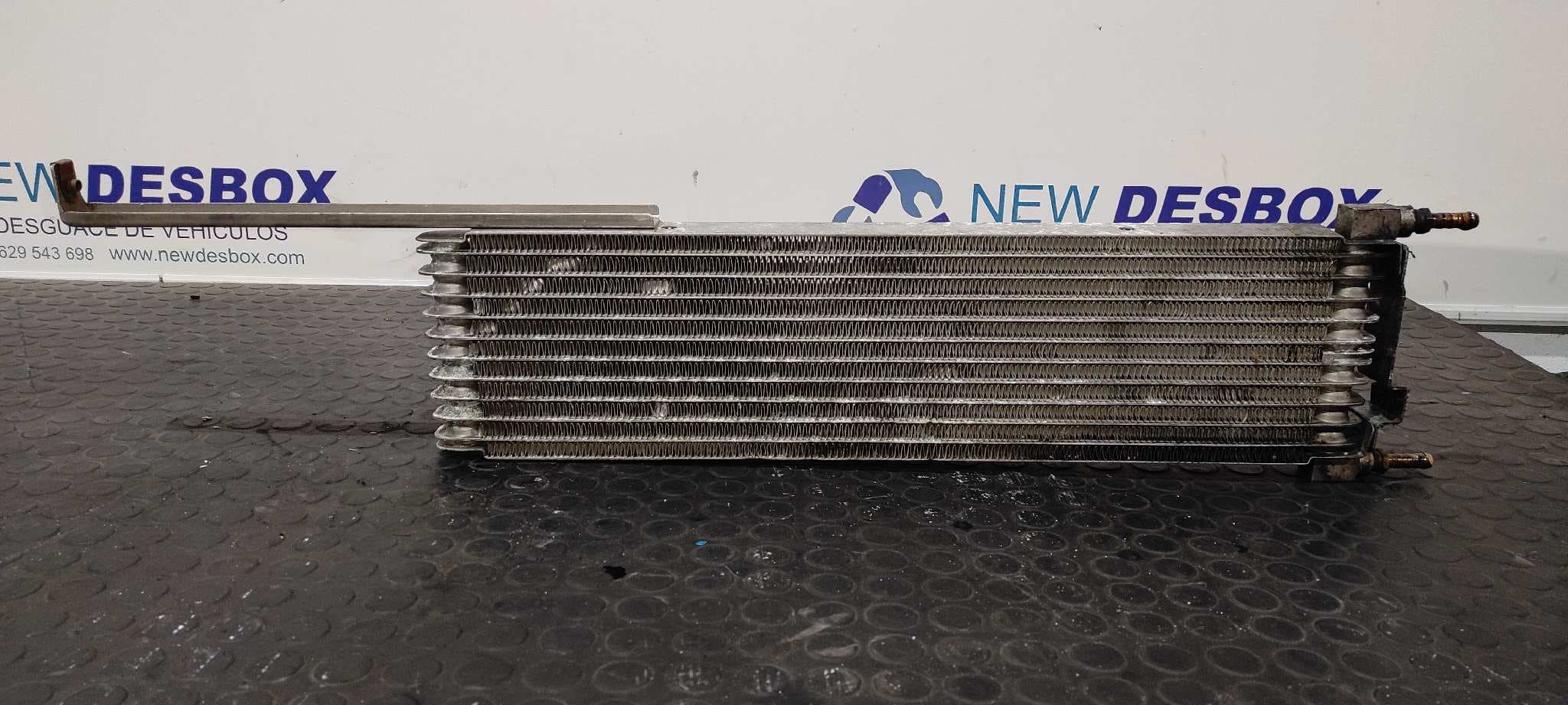 Recambio de RADIADOR ACEITE para CHRYSLER VOYAGER (RG) 3.3 V6 CAT EGA referencia OEM IAM 04809272AD   - AZUL