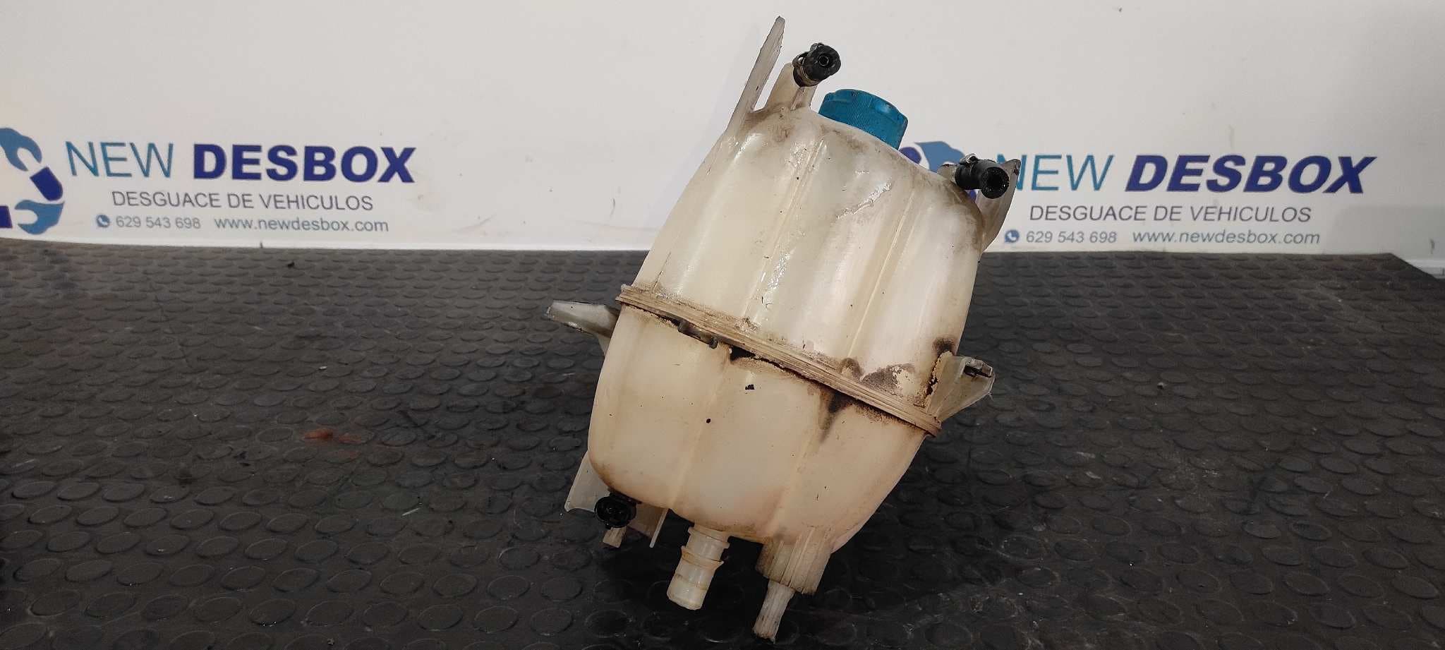 Recambio de DEPOSITO EXPANSION para PEUGEOT BOXER CAJA ABIERTA (BAT. 4035)(333/335)(2007 =>) HDi (335) 4HU referencia OEM IAM C705   - BLANCO 7
