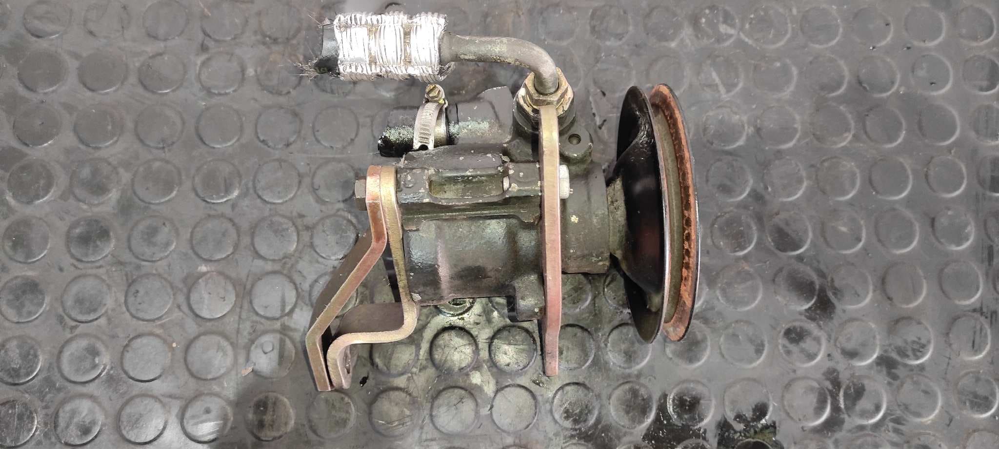 Recambio de BOMBA DIRECCION para OPEL CALIBRA 2.0 C20NE referencia OEM IAM 90299247   - GRIS 5