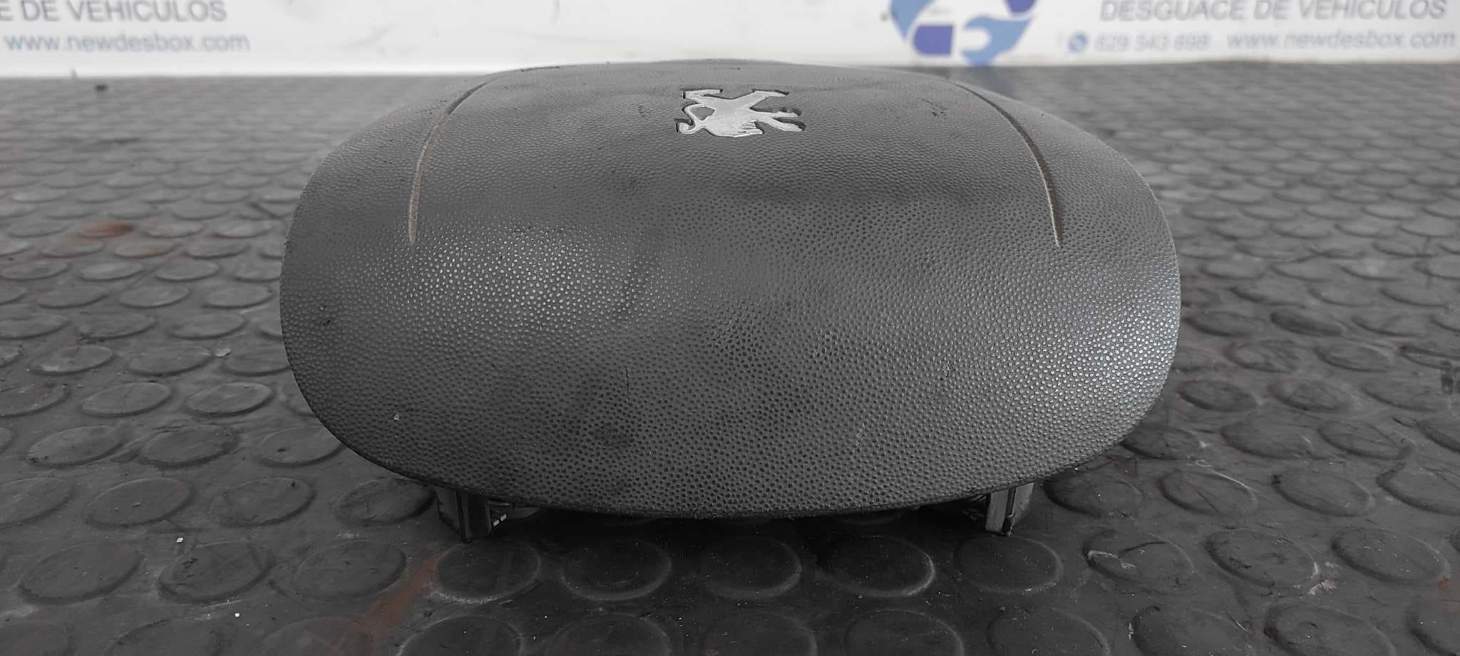 Recambio de AIRBAG DELANTERO IZQUIERDO para PEUGEOT BOXER CAJA ABIERTA (BAT. 4035)(333/335)(2007 =>) 4HU referencia OEM IAM 07354862440   - BLANCO 8