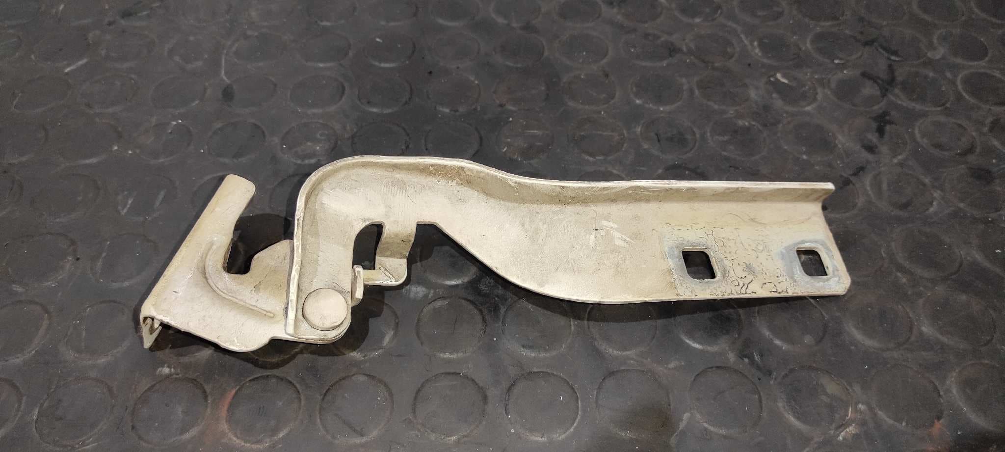 Recambio de BISAGRAS CAPOT  para PEUGEOT BOXER CAJA ABIERTA (BAT. 4035)(333/335)(2007 =>) HDi (335) 4HU referencia OEM IAM B986   - BLANCO 5