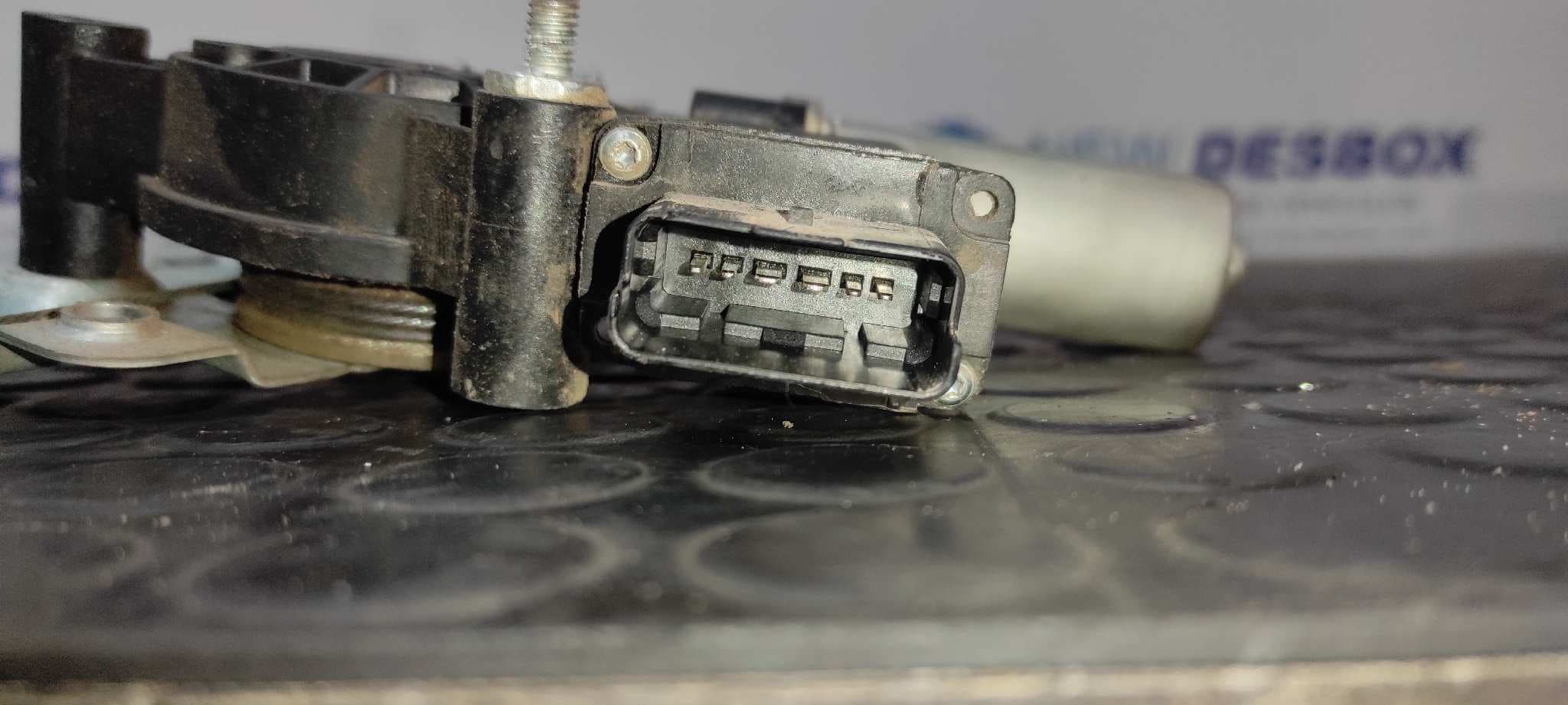 Recambio de ELEVALUNAS DELANTERO IZQUIERDO para PEUGEOT BOXER CAJA ABIERTA (BAT. 4035)(333/335)(2007 =>) 4HU referencia OEM IAM 1340453080   - BLANCO 4