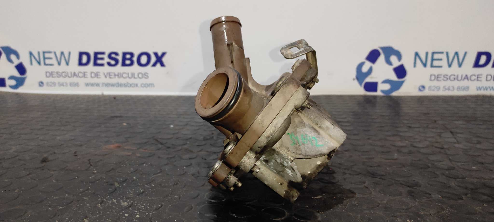 Recambio de BOMBA AGUA para PEUGEOT BOXER CAJA ABIERTA (BAT. 4035)(333/335)(2007 =>) 4HU referencia OEM IAM 6C1Q8K500AF   - BLANCO 4