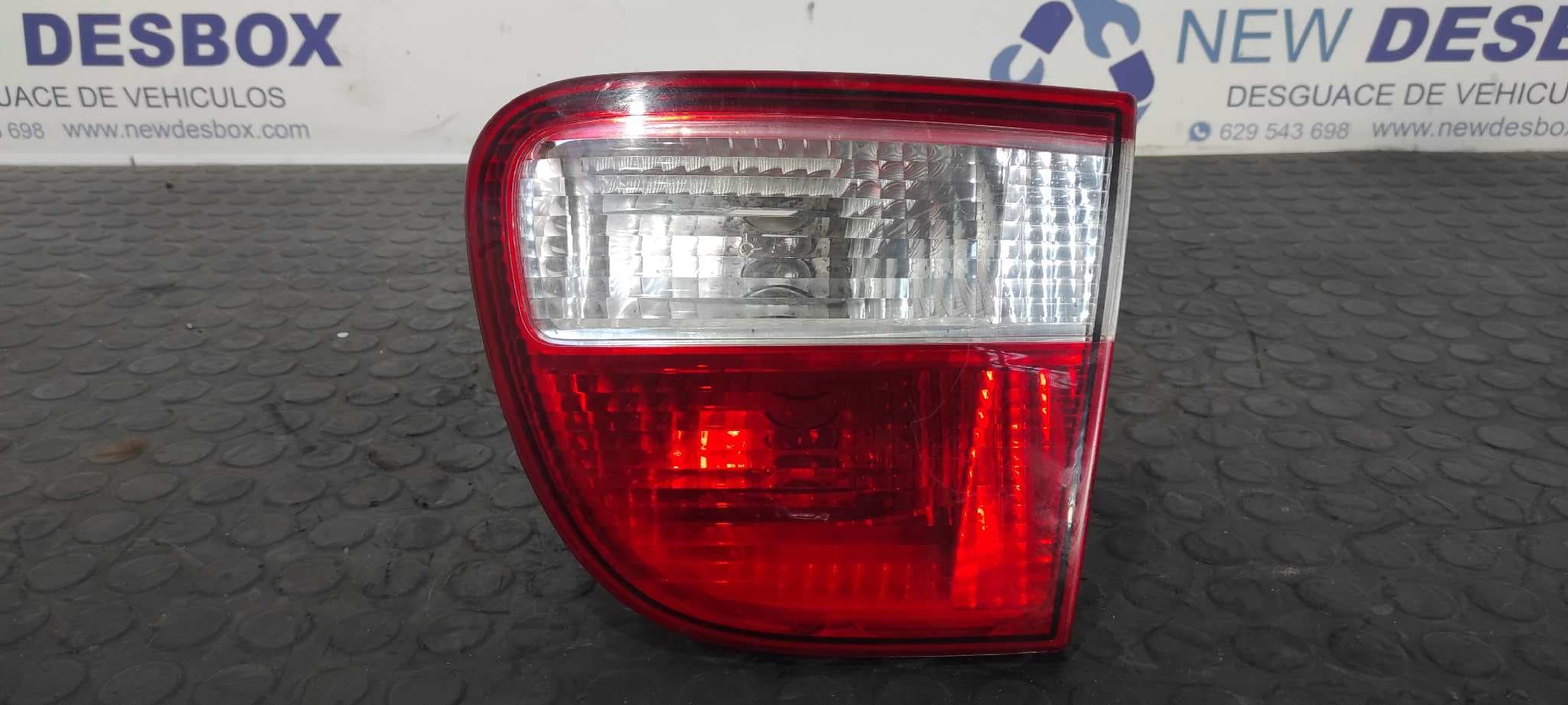 Recambio de PILOTO PORTON DERECHO para SEAT LEON (1M1) Signo AXR referencia OEM IAM 1M6945092B   - BLANCO