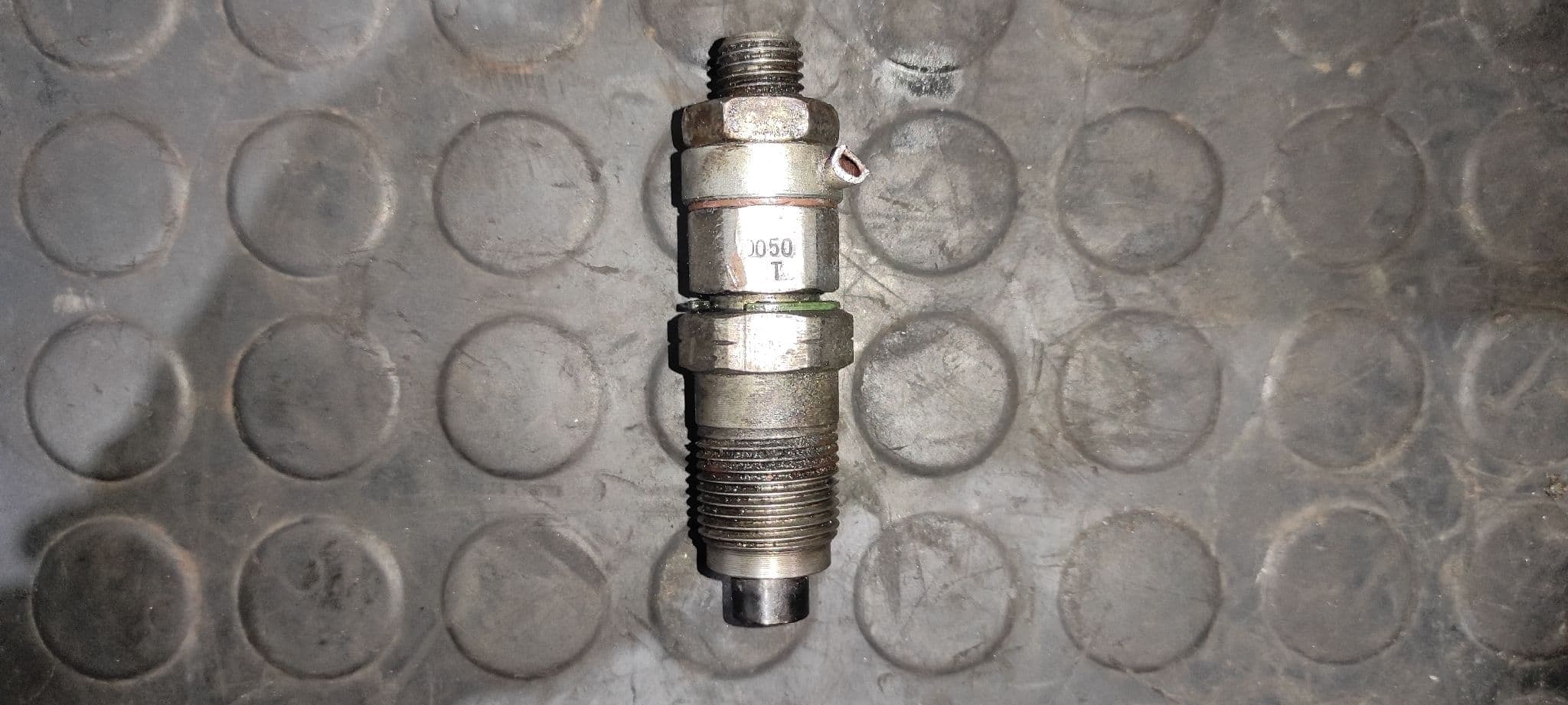 Recambio de INYECTOR para NISSAN PICK-UP (D22) TD25TI referencia OEM IAM 0050T