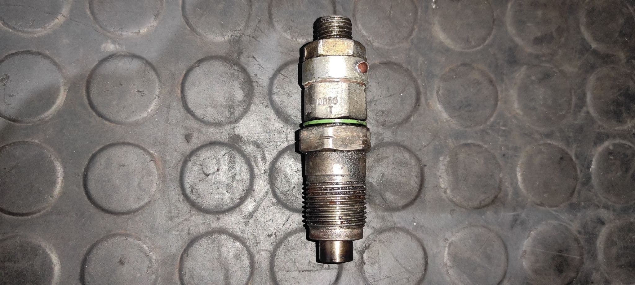 Recambio de INYECTOR para NISSAN PICK-UP (D22) TD25TI referencia OEM IAM 0050T