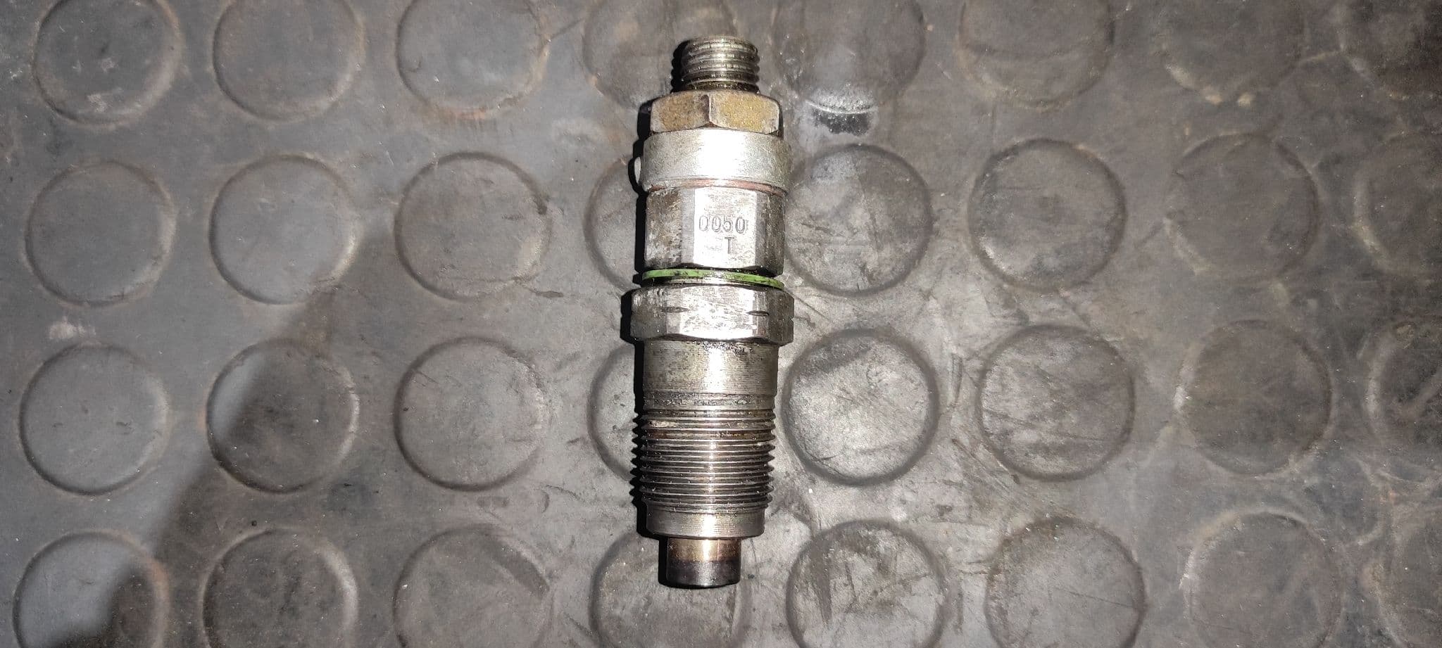 Recambio de INYECTOR para NISSAN PICK-UP (D22) TD25TI referencia OEM IAM 0050T