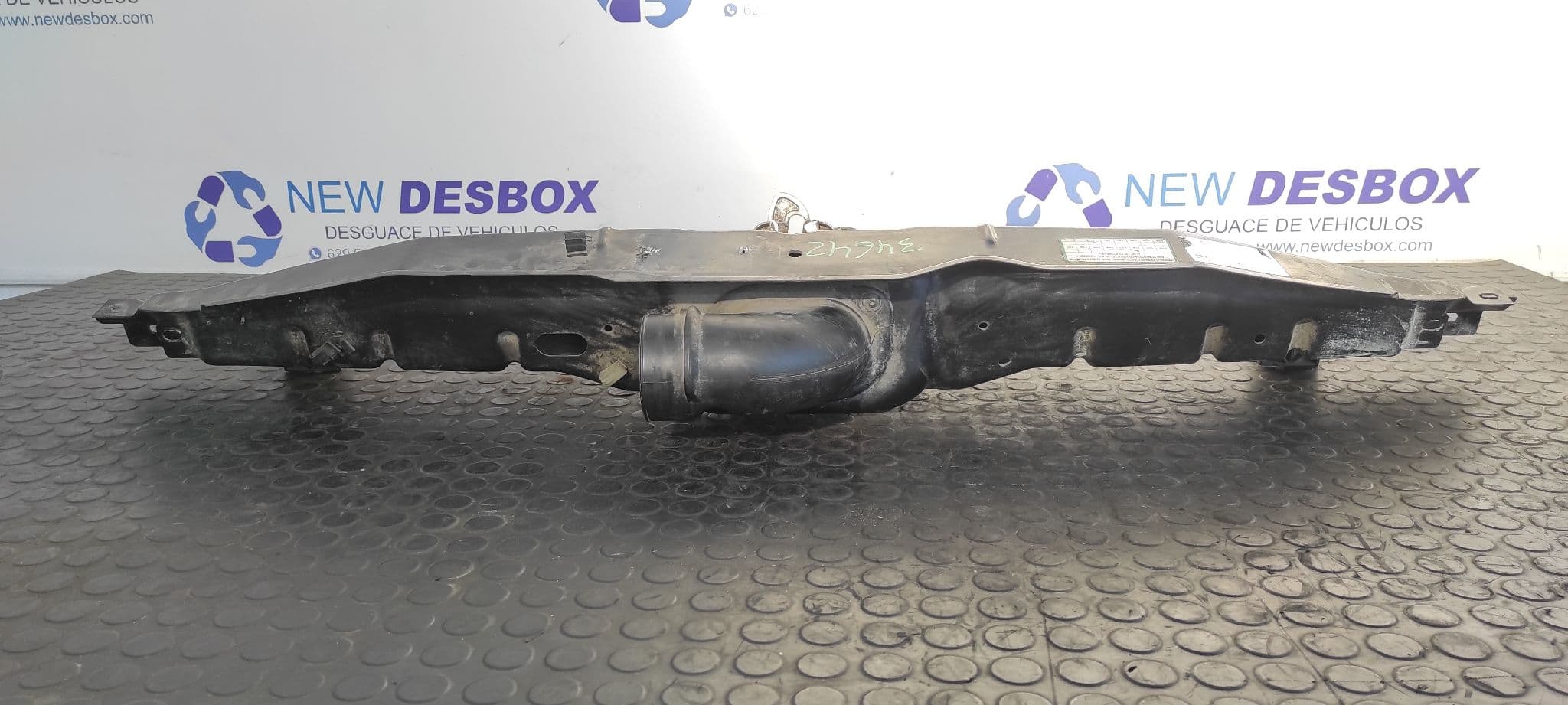 Recambio de PANEL FRONTAL para PEUGEOT BOXER CAJA ABIERTA (BAT. 4035)(333/335)(2007 =>) HDi (335) 4HU referencia OEM IAM    - BLANCO 2