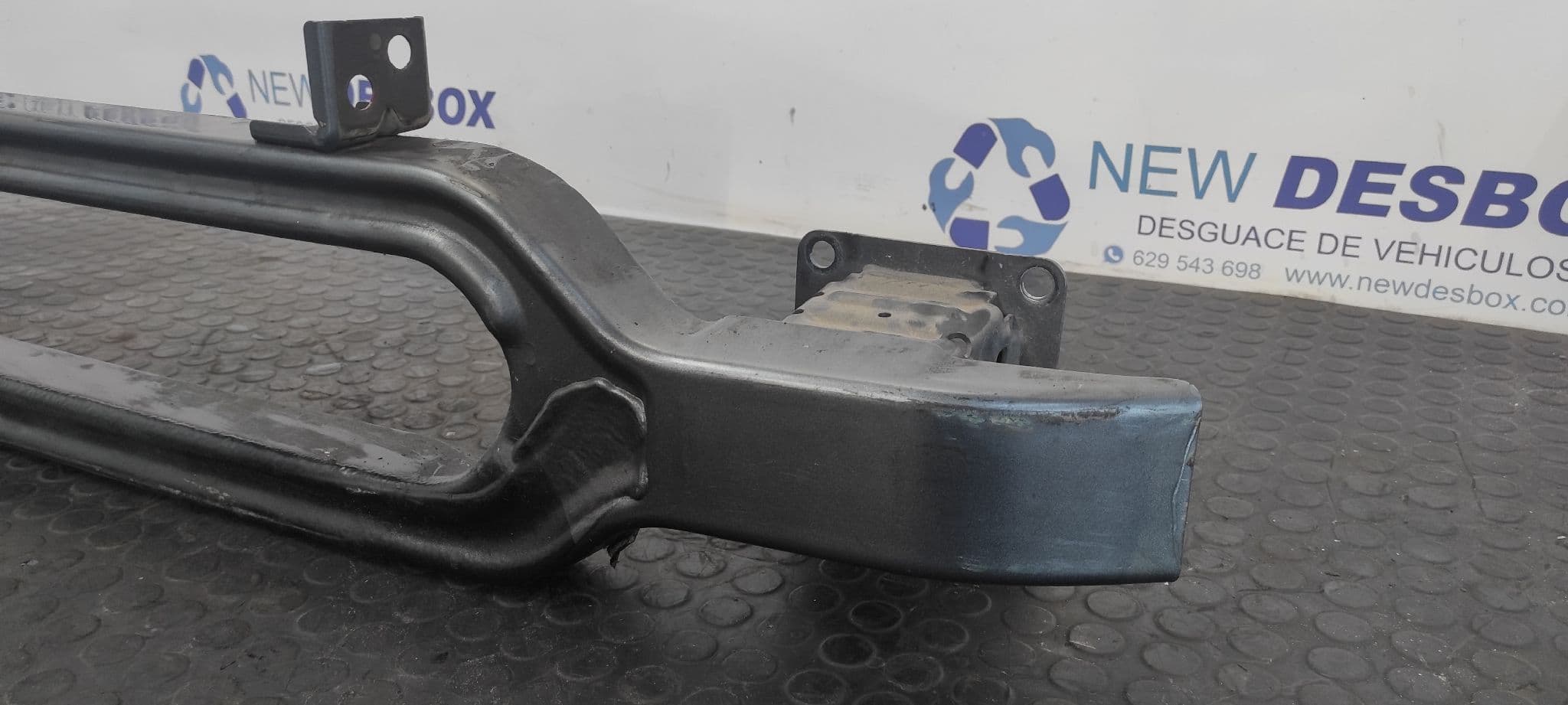 Recambio de REFUERZO PARAGOLPES DELANTERO para PEUGEOT 407 2.0 16V HDi FAP CAT (RHR / DW10BTED4) RHRDW10BTED4 referencia OEM IAM 61033937013   - GRIS 3