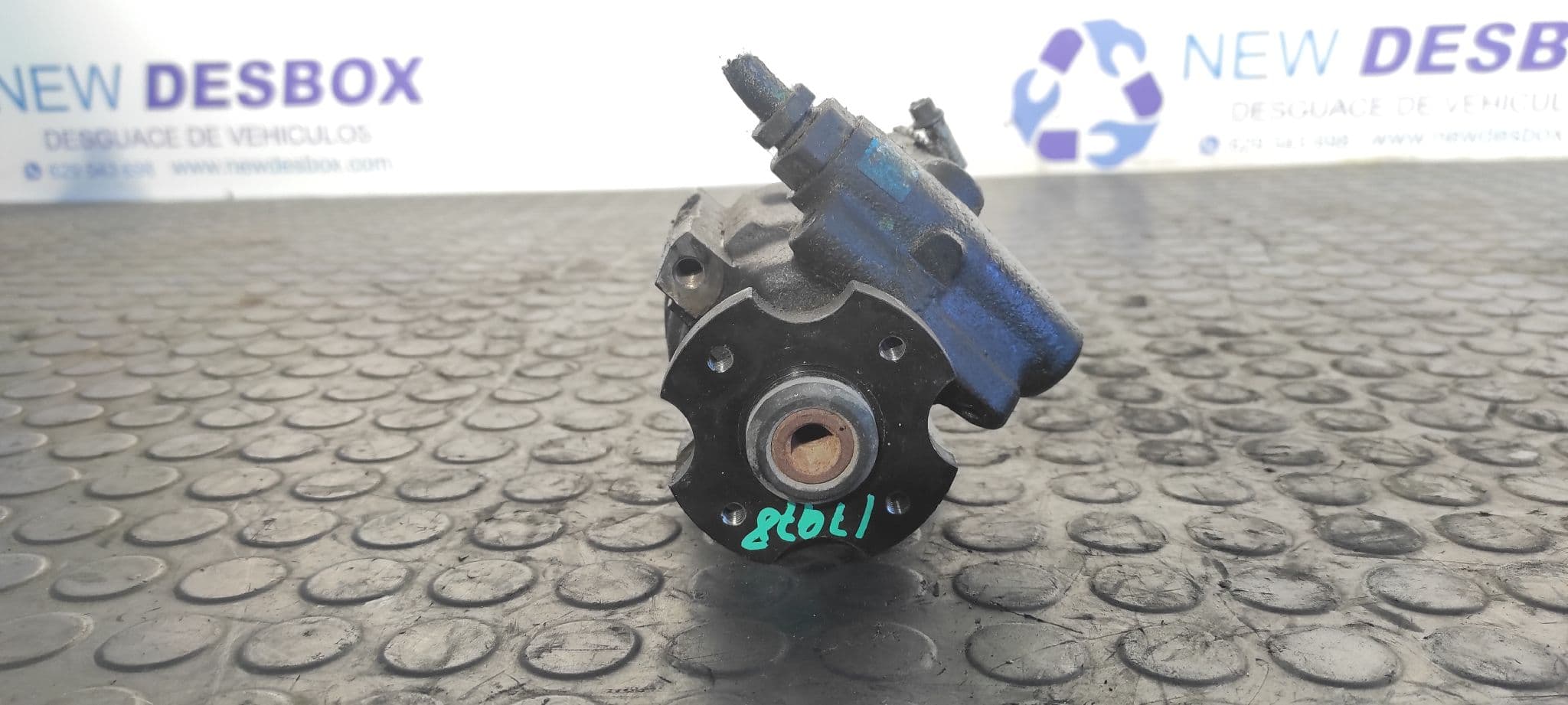 Recambio de BOMBA DIRECCION para PEUGEOT 406 COUPE (S1/S2) 3.0 V6 24V CAT XFZ        referencia OEM IAM 26025012   - AMARILLO