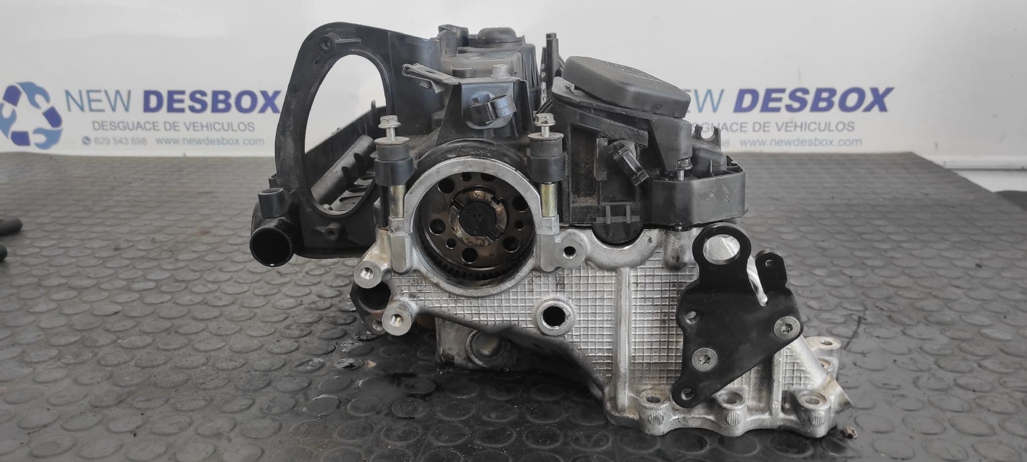 Recambio de CULATA para BMW X3 (E83) 204D4D referencia OEM IAM 778587608   - NEGRO 4