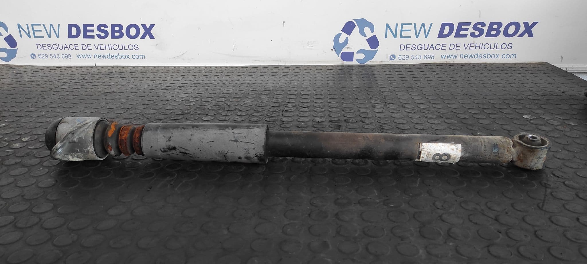 Recambio de AMORTIGUADOR TRASERO DERECHO para SKODA OCTAVIA BERLINA (1U2) 1.9 TDI ASV referencia OEM IAM 1J0512011AB   - PLATA