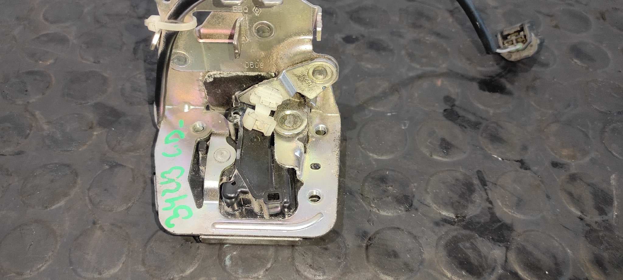 Recambio de CERRADURA  CORREDERA DERECHA  para OPEL MOVANO B KASTEN/COMBI M9TA6 referencia OEM IAM    - BLANCO 6