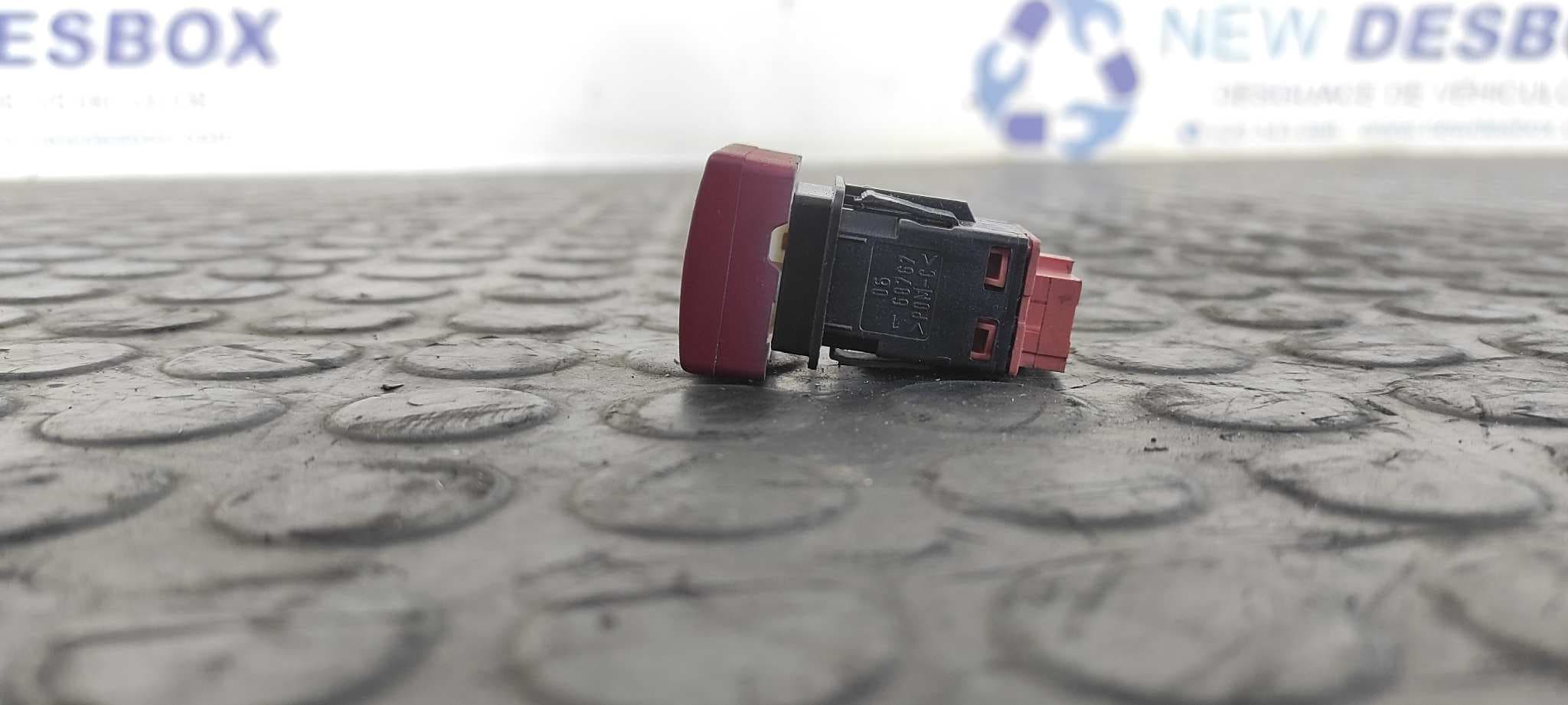 Recambio de WARNING para PEUGEOT PARTNER KOMBI Outdoor 9HP referencia OEM IAM 96583113KR   - GRIS 4
