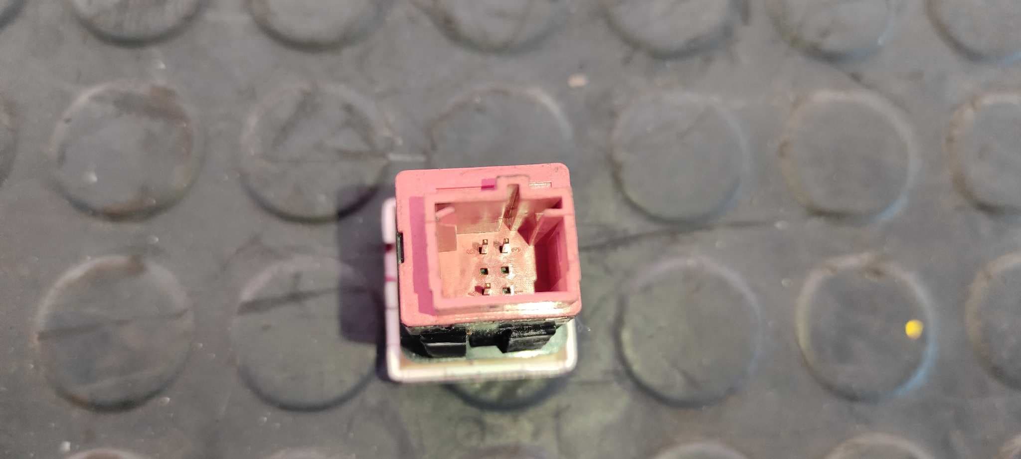 Recambio de WARNING para PEUGEOT PARTNER KOMBI Outdoor 9HP referencia OEM IAM 96583113KR   - GRIS 5