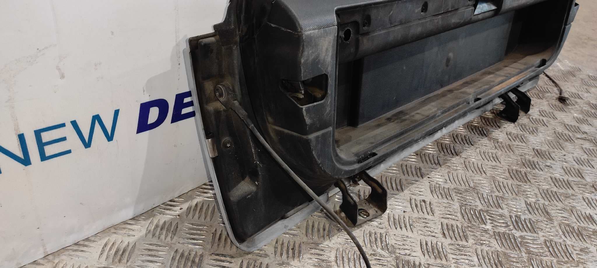 Recambio de PORTON TRASERO para CITROEN C2 KFVTU3JP referencia OEM IAM    - GRIS 6