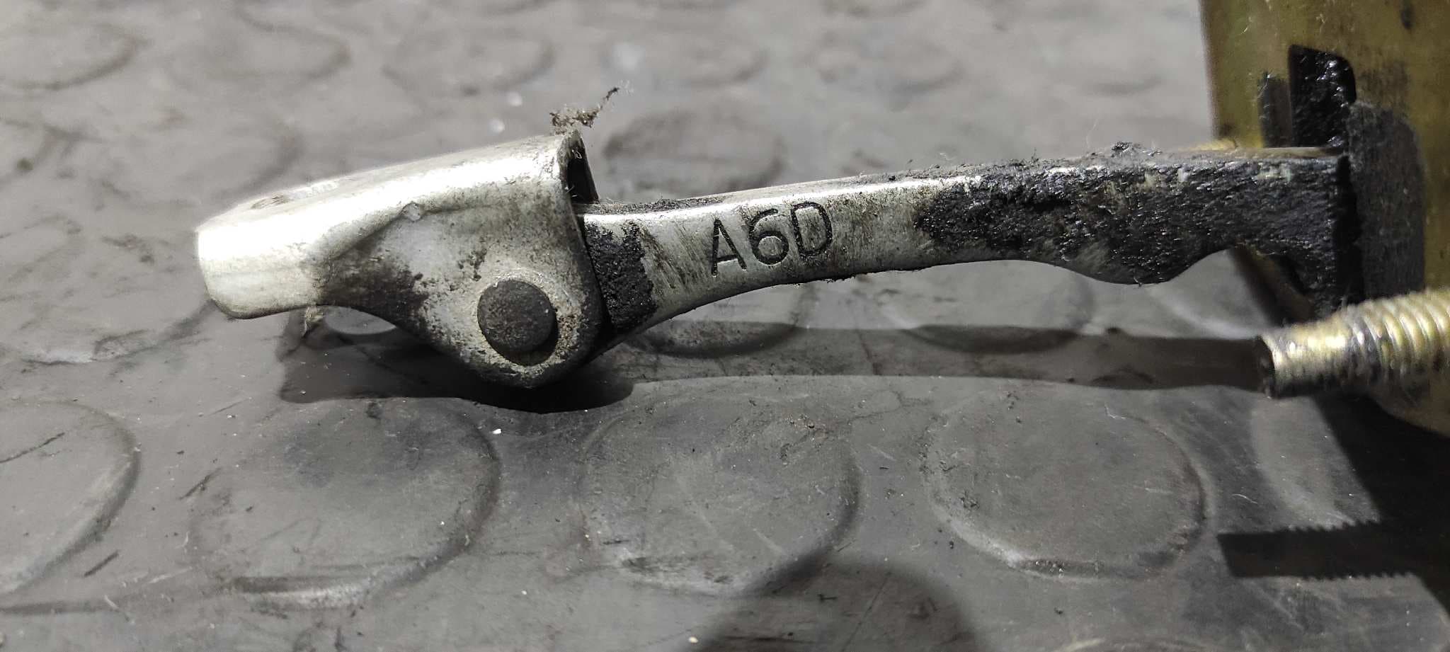 Recambio de RETENEDOR PUERTA DERECHA para CITROEN C2 1.4 KFVTU3JP referencia OEM IAM A6D   - GRIS 6