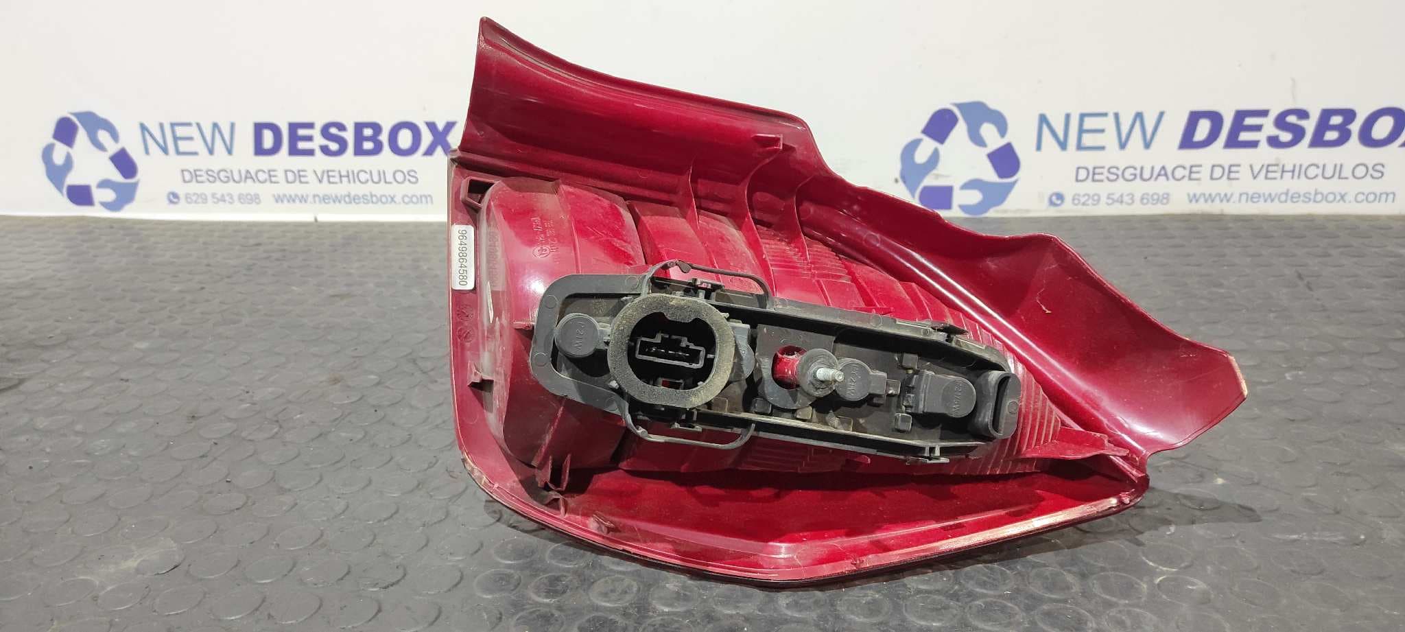 Recambio de PILOTO TRASERO IZQUIERDO para CITROEN C2 1.4 KFVTU3JP referencia OEM IAM 9649864580   - GRIS 8