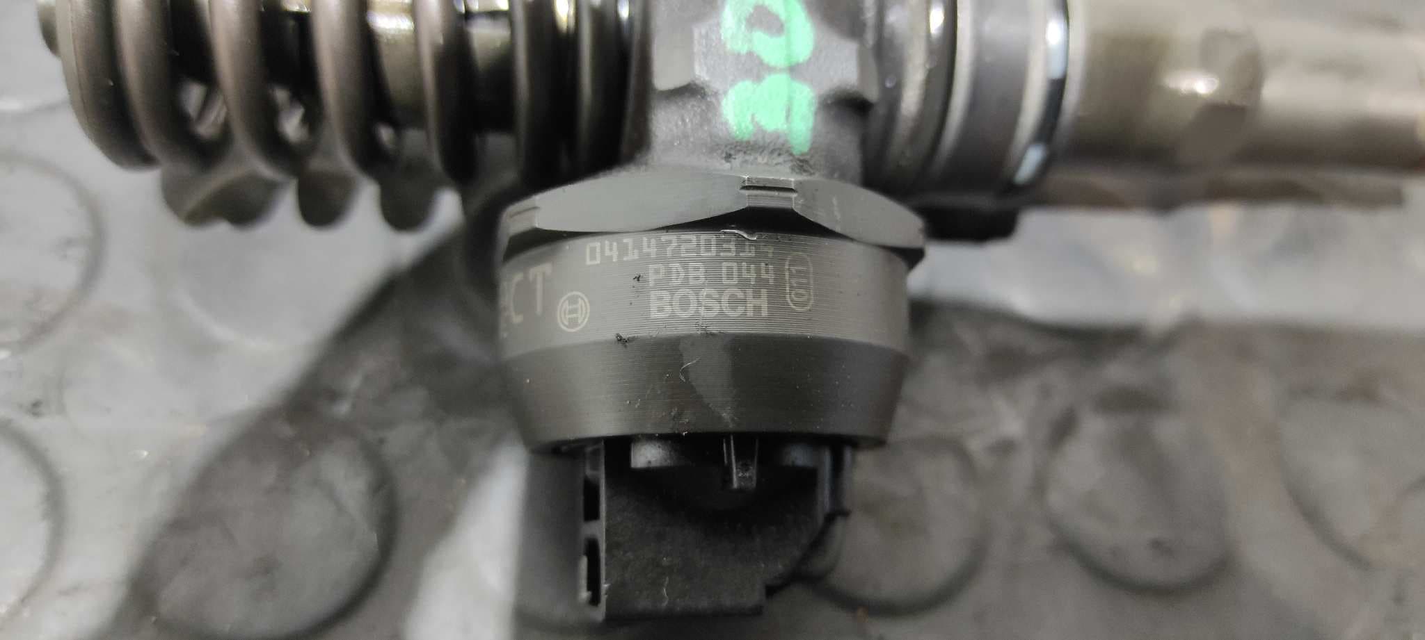 Recambio de INYECTOR para SEAT IBIZA SC (6J1) Ecomotive BMS referencia OEM IAM 038130073BP   - BLANCO 4