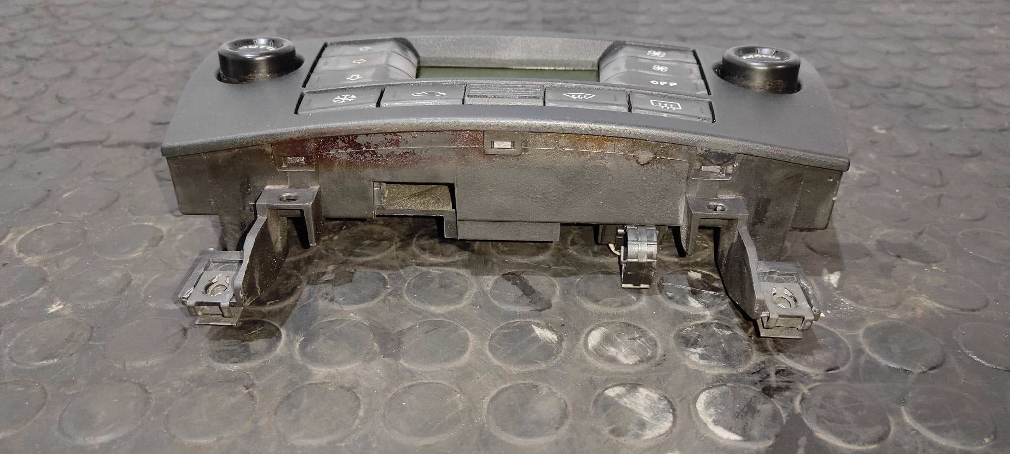 Recambio de MANDO CLIMATIZADOR para FIAT STILO (192) 192A1000 referencia OEM IAM 735319257   - BLANCO 2