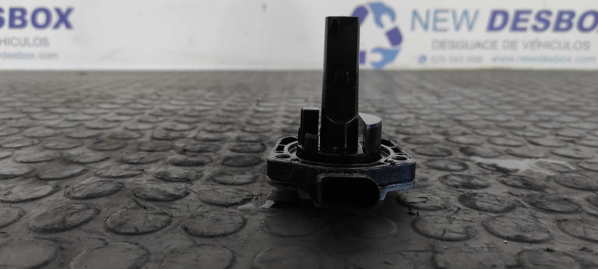 Recambio de SENSOR para VOLKSWAGEN GOLF IV BERLINA (1J1) GTI AJM referencia OEM IAM 1J0907660B   - BLANCO 4
