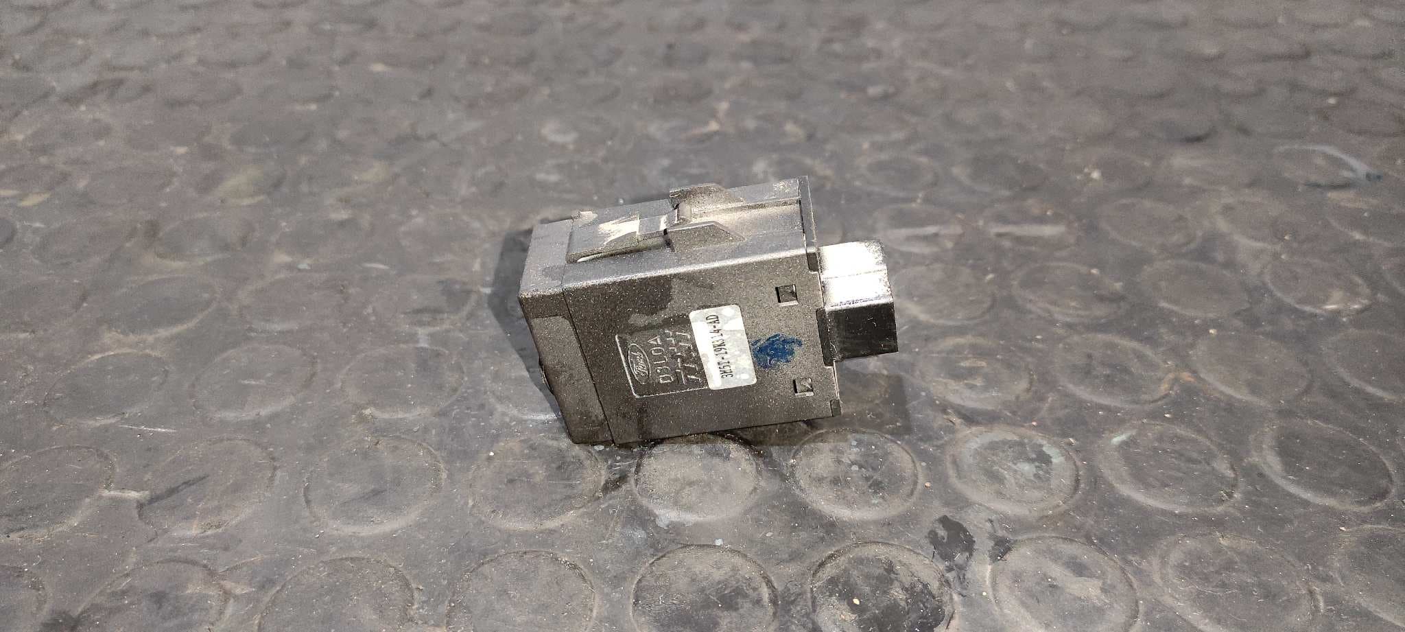 Recambio de INTERRUPTOR para FORD FOCUS BERLINA (CAP) Ambiente (D) G8DB referencia OEM IAM 3M5T19K314AD   - BLANCO 4