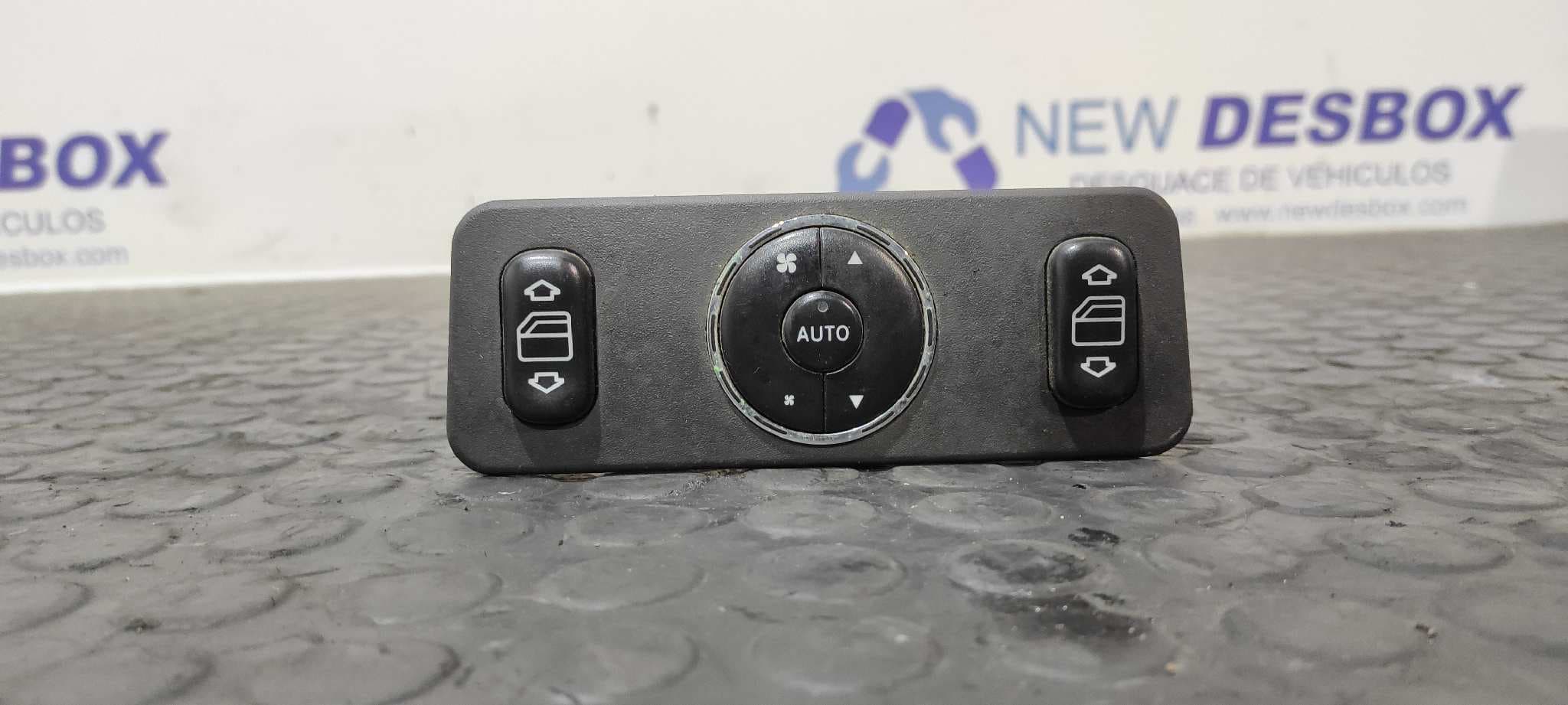 Recambio de MANDO MULTIFUNCION para MERCEDES-BENZ CLASE M (W163) 2.7 CDI 20V CAT OM612963 referencia OEM IAM A1638200326   - GRIS