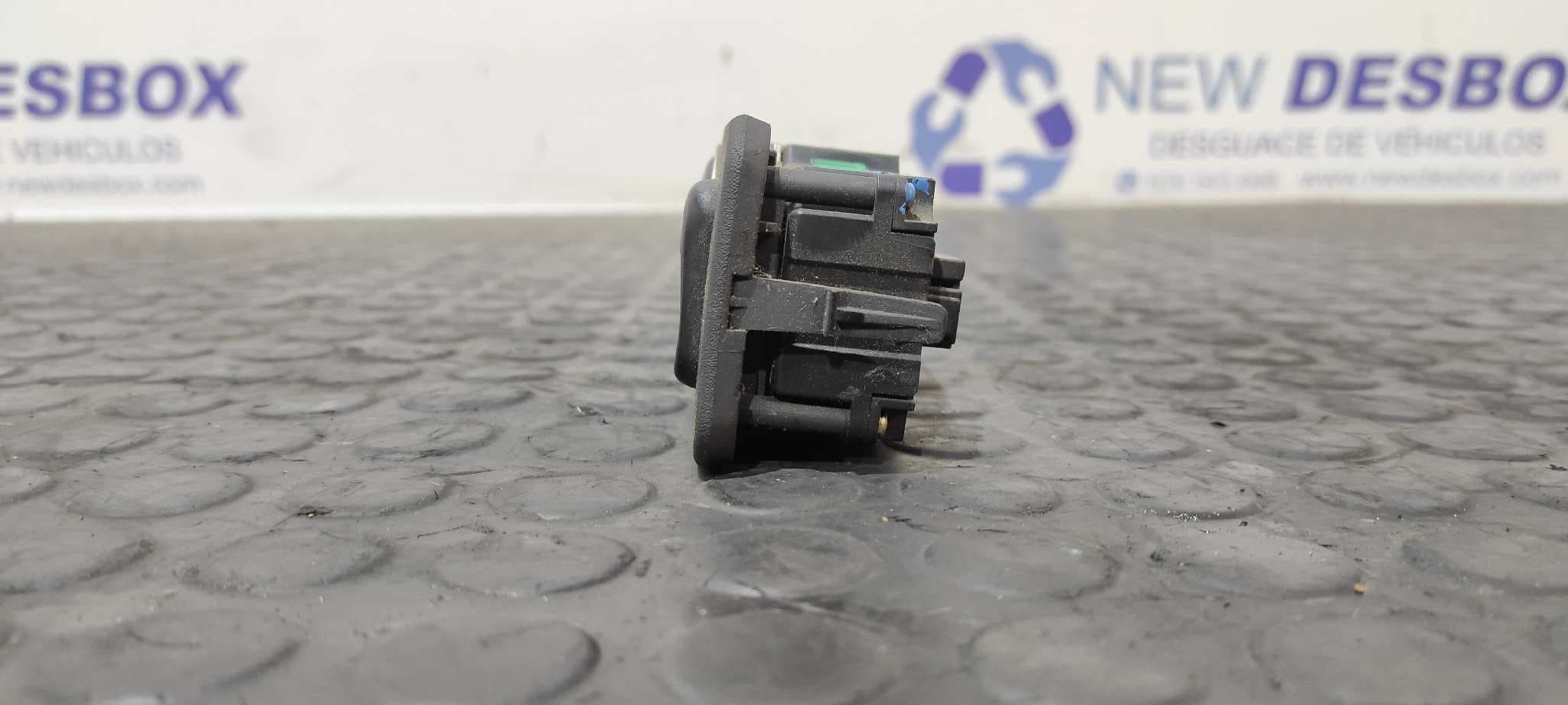 Recambio de MANDO MULTIFUNCION para MERCEDES-BENZ CLASE M (W163) 2.7 CDI 20V CAT OM612963 referencia OEM IAM A1638200326   - GRIS 2