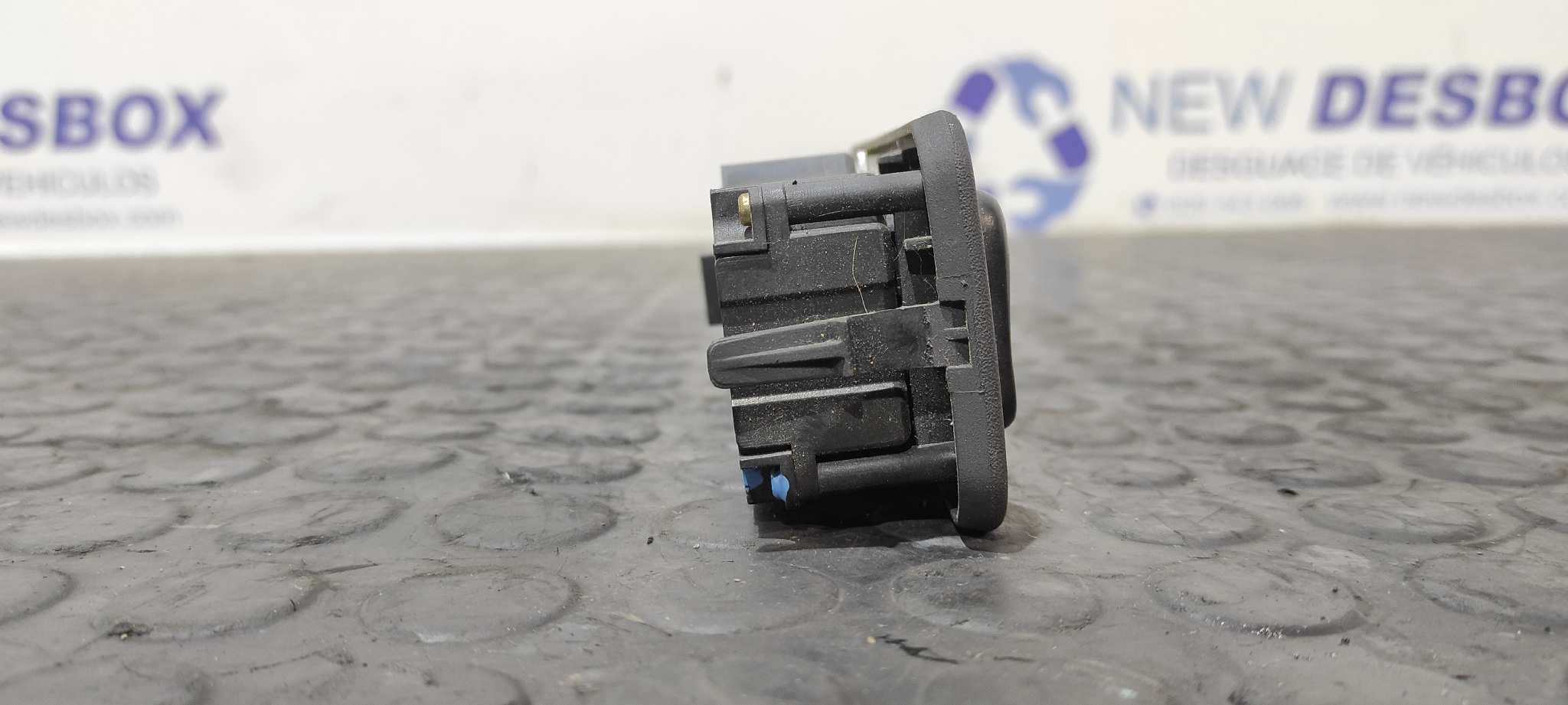 Recambio de MANDO MULTIFUNCION para MERCEDES-BENZ CLASE M (W163) 2.7 CDI 20V CAT OM612963 referencia OEM IAM A1638200326   - GRIS 3