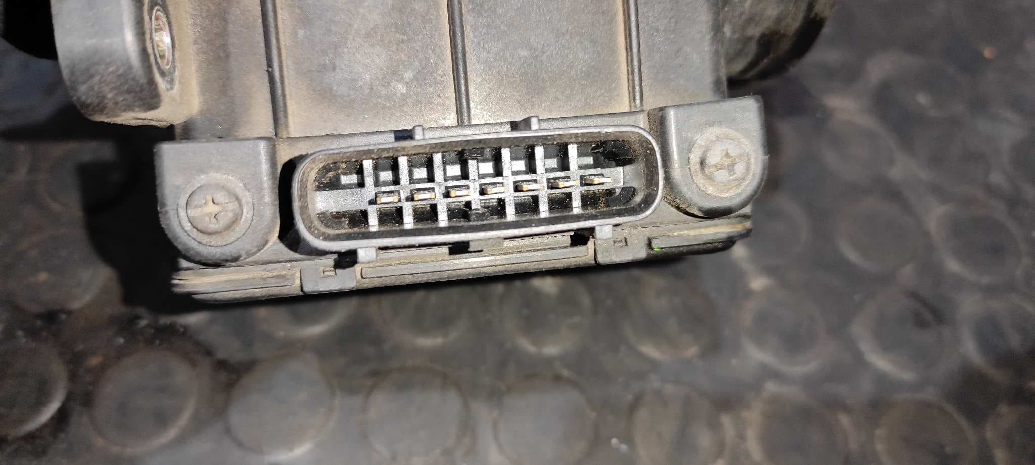 Recambio de CAUDALIMETRO para MITSUBISHI CARISMA BERINA 5 (DA0) 1.8 16V CAT 4G93GDI referencia OEM IAM E5T05371   - PLATA 4