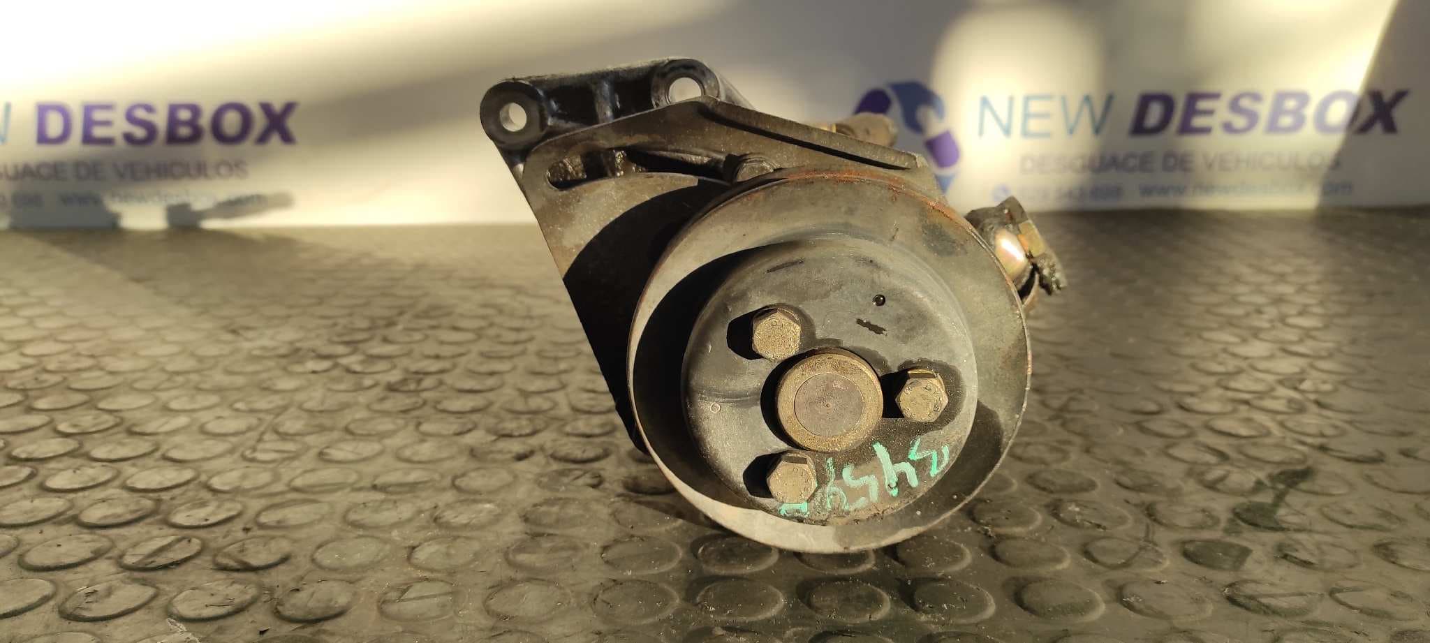 Recambio de BOMBA DIRECCION para NISSAN TRADE * A428 referencia OEM IAM 7681955174   - BLANCO