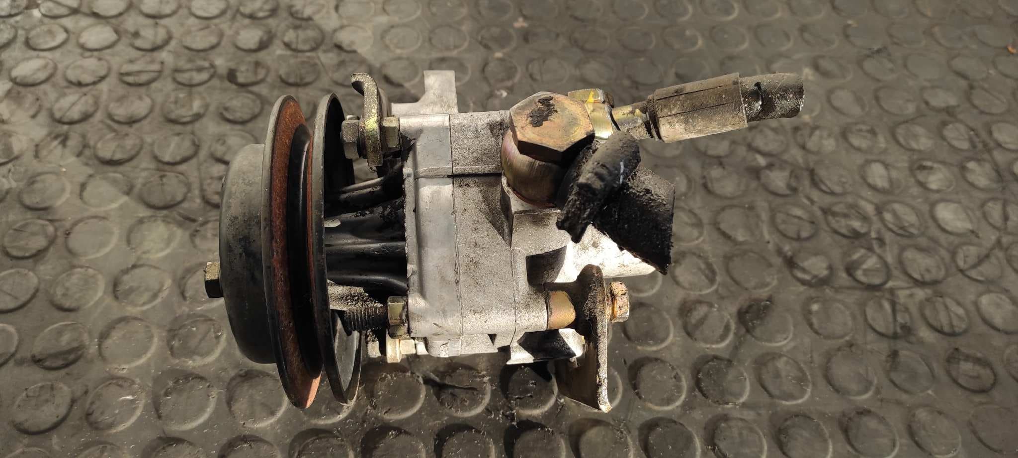 Recambio de BOMBA DIRECCION para NISSAN TRADE * A428 referencia OEM IAM 7681955174   - BLANCO 4