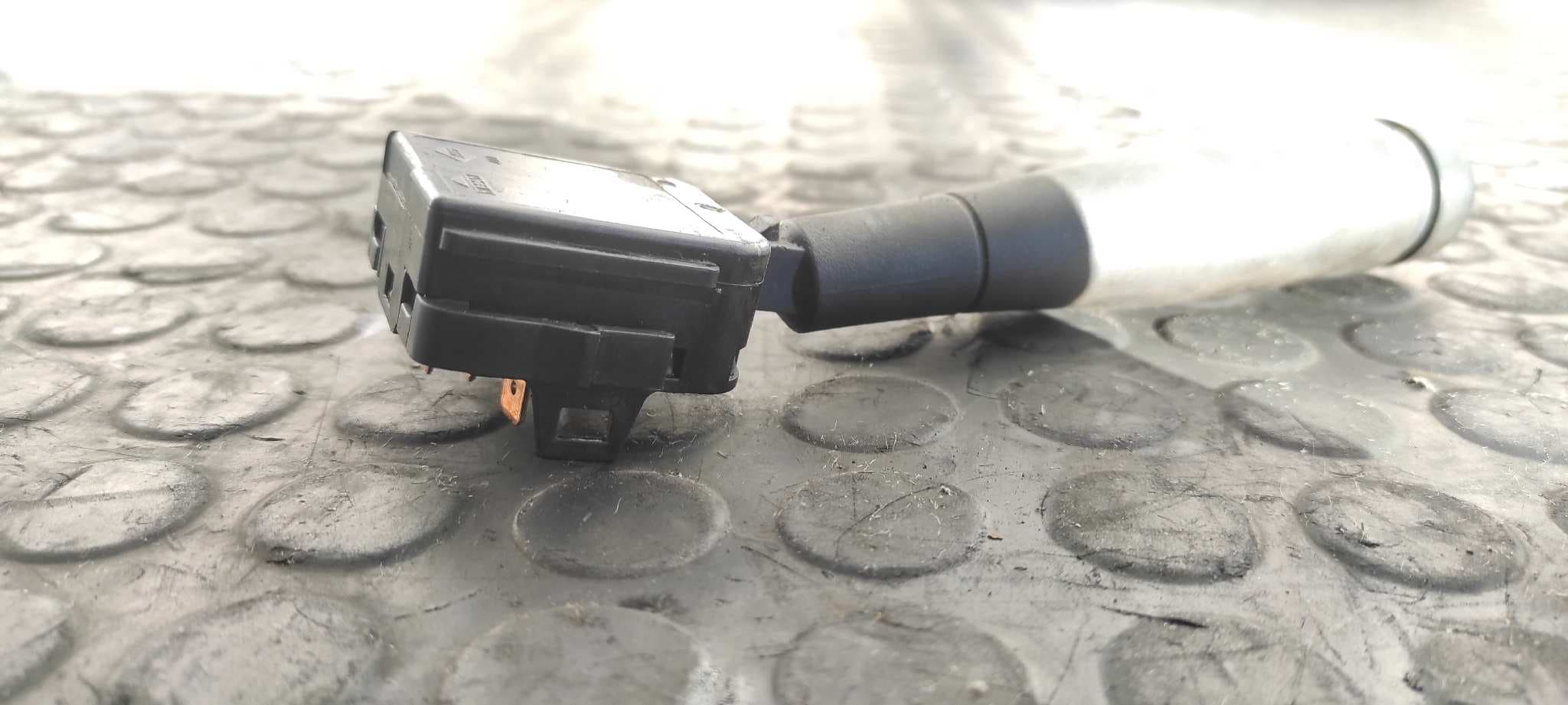 Recambio de MANDO LIMPIA para NISSAN TRADE * A428 referencia OEM IAM ROS 400   - BLANCO 3