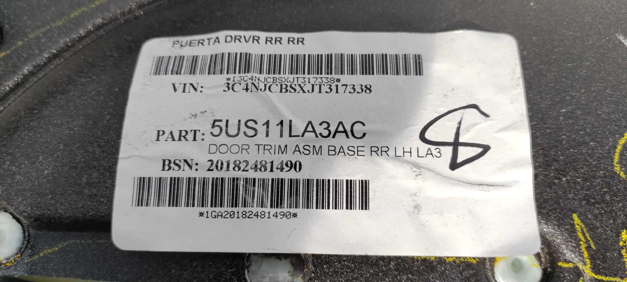 Recambio de JUEGO TAPIZADOS / CARTONERAS para JEEP COMPASS II 55260384 referencia OEM IAM 5US11LA3AC   - GRANATE 10