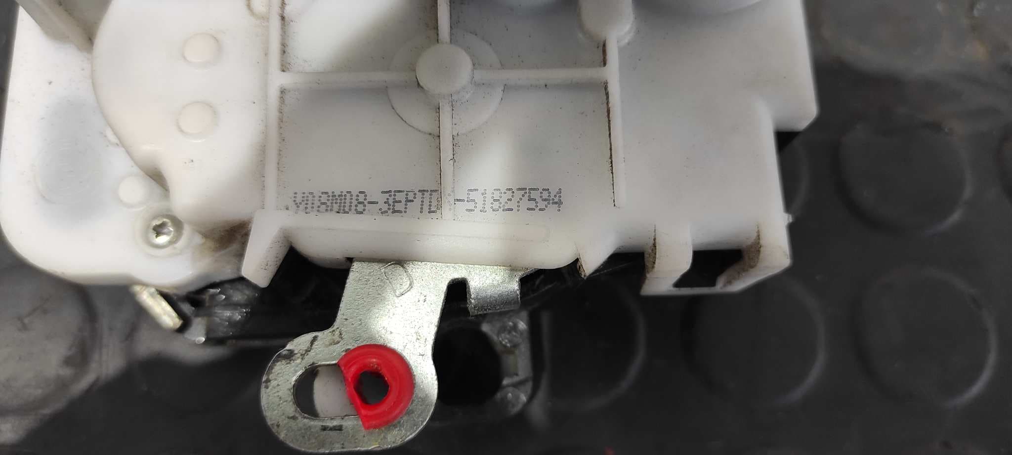 Recambio de CERRADURA PUERTA DELANTERA DERECHA para FIAT NUOVA 500 (150) Blackjack 169A4000 referencia OEM IAM 51827594   - BLANCO 5