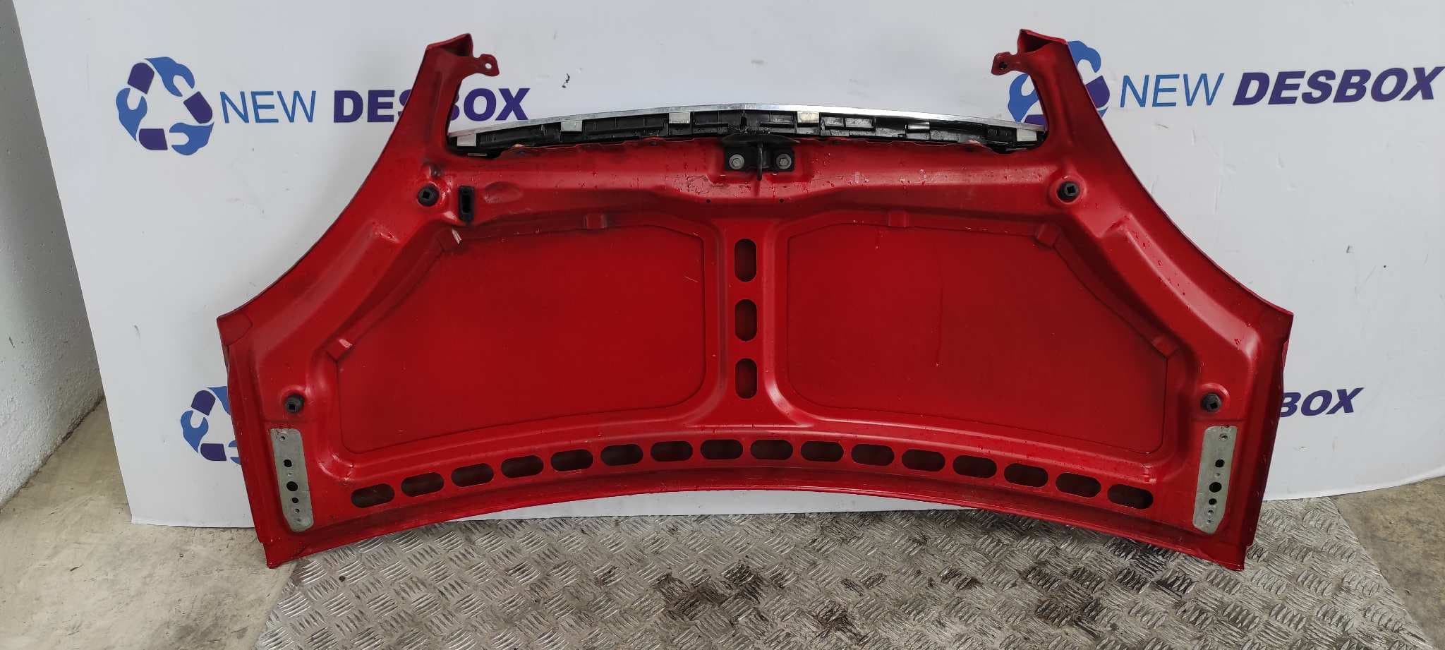 Recambio de CAPO para MERCEDES-BENZ CLASE A (W168) OM668940 referencia OEM IAM    - GRANATE 8