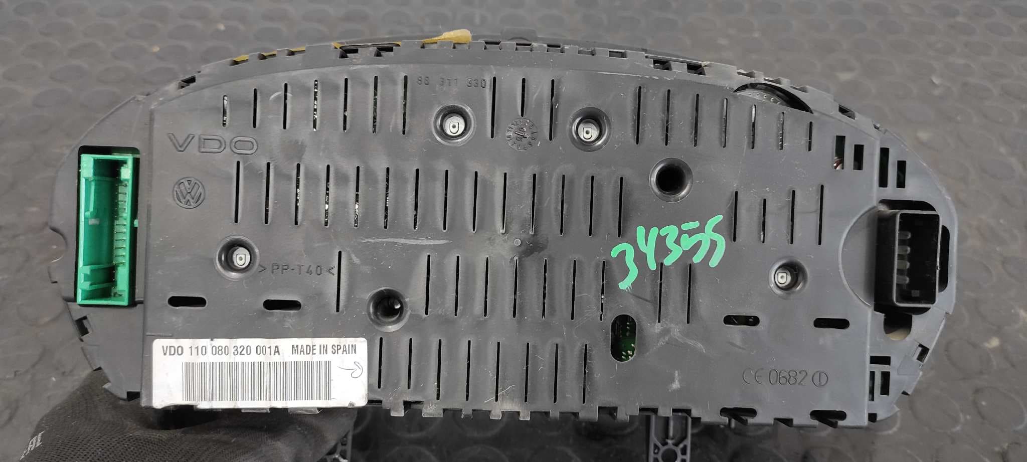 Recambio de CUADRO INSTRUMENTOS para VOLKSWAGEN POLO (9N3) 1.4 16V BKY referencia OEM IAM    - BLANCO 3