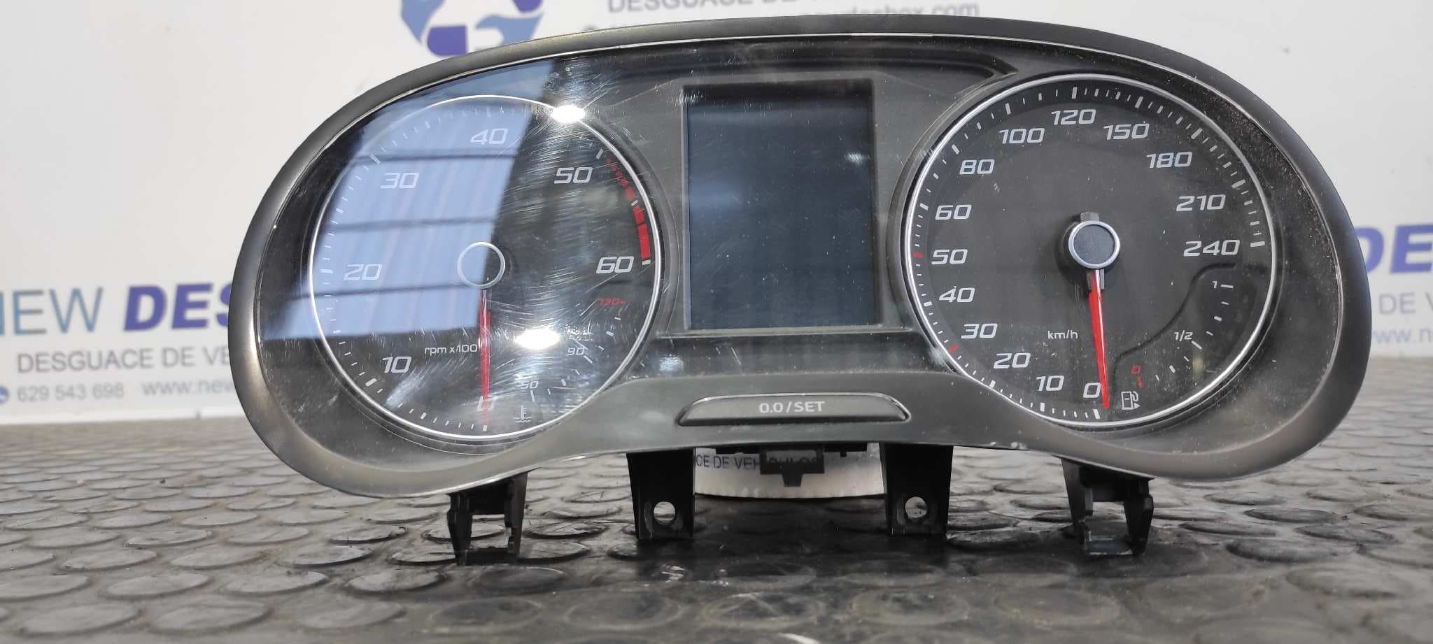 Recambio de CUADRO INSTRUMENTOS para SEAT IBIZA SC (6P5) FR Crono CUT referencia OEM IAM 6P0920741C   - BLANCO