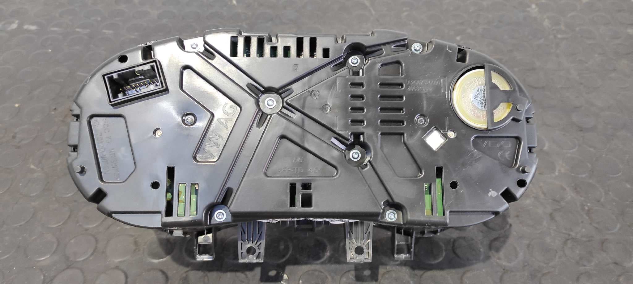 Recambio de CUADRO INSTRUMENTOS para SEAT IBIZA SC (6P5) FR Crono CUT referencia OEM IAM 6P0920741C   - BLANCO 4